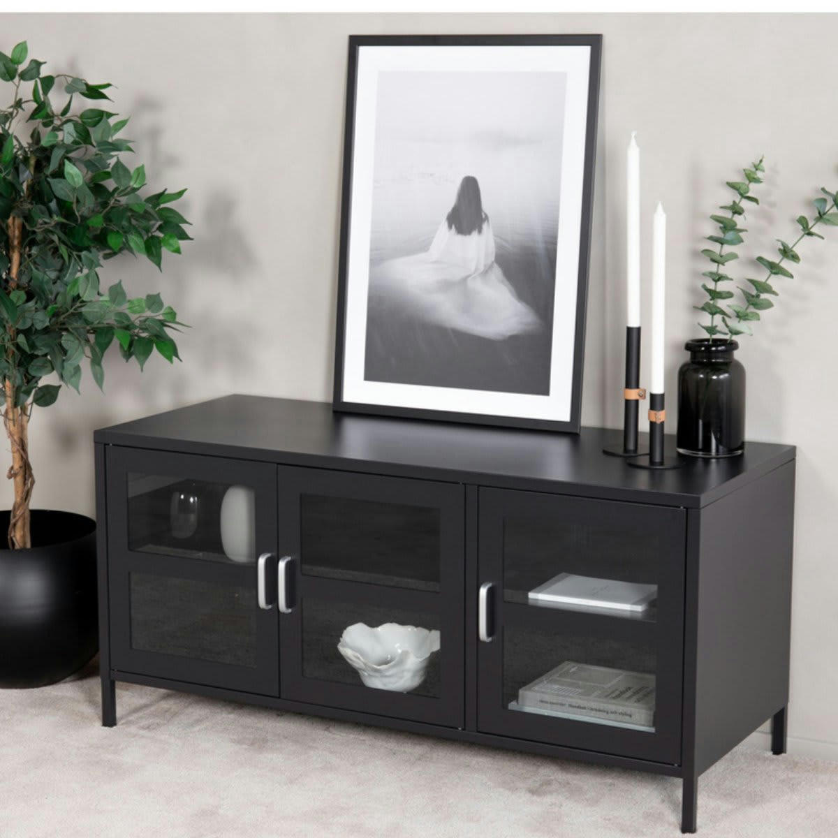 NATHAN - Meuble TV industriel en métal avec 3 portes vitrées noir