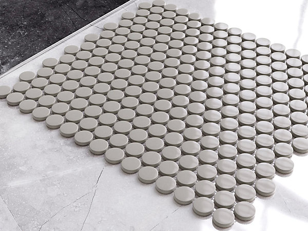 Mosaïque en céramique sur filet pour salle de bain ou cuisine 29.3cm x 31.7cm - Grey bubbles
