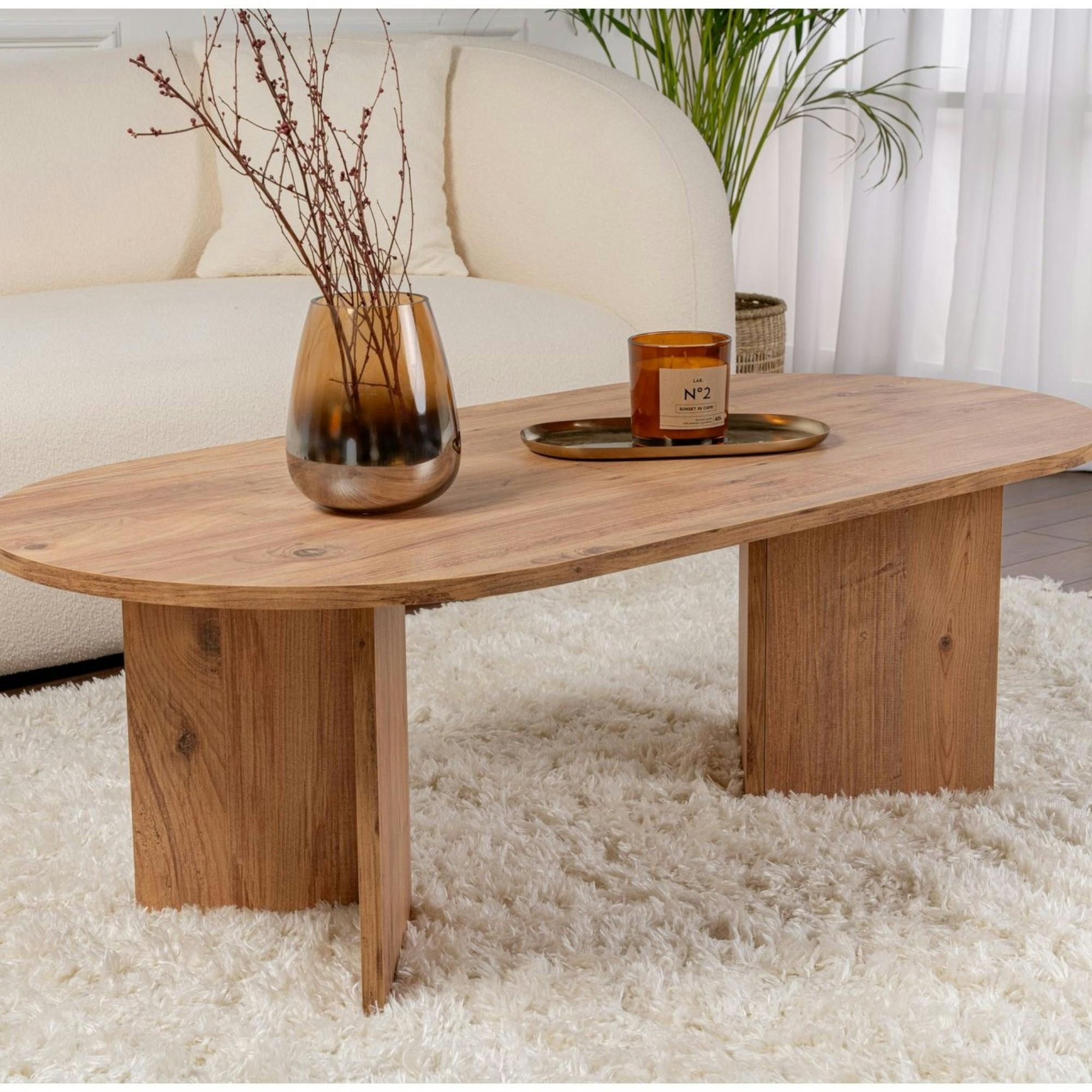 Table basse ovale effet bois de pin - pieds en V MARFA
