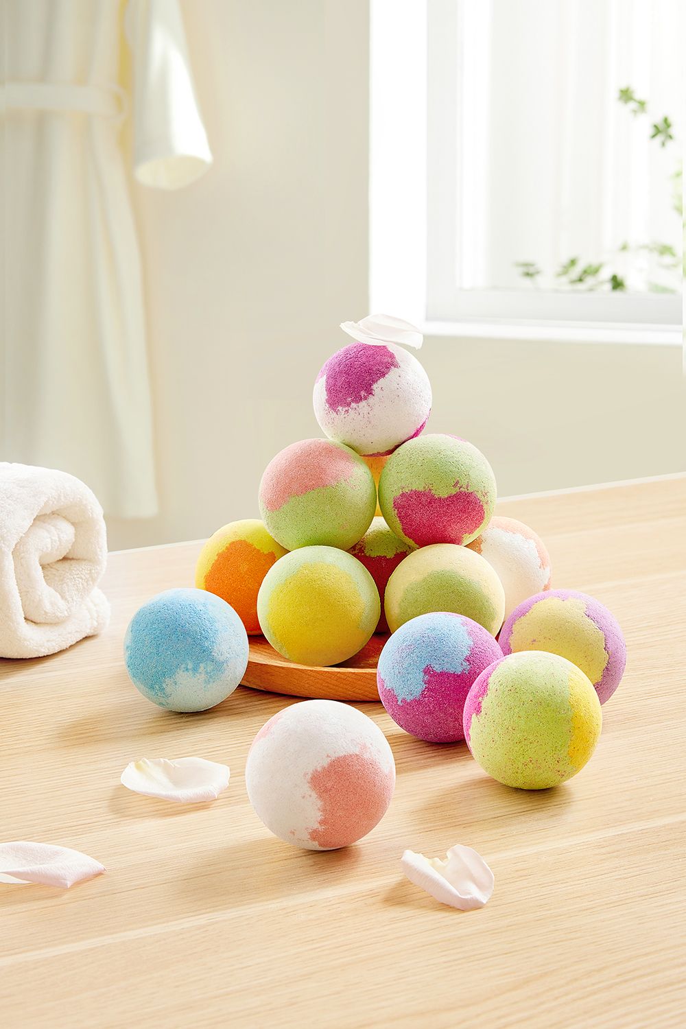 Living and Home 12Pcs DIY Three-Layered Bath Bombs
