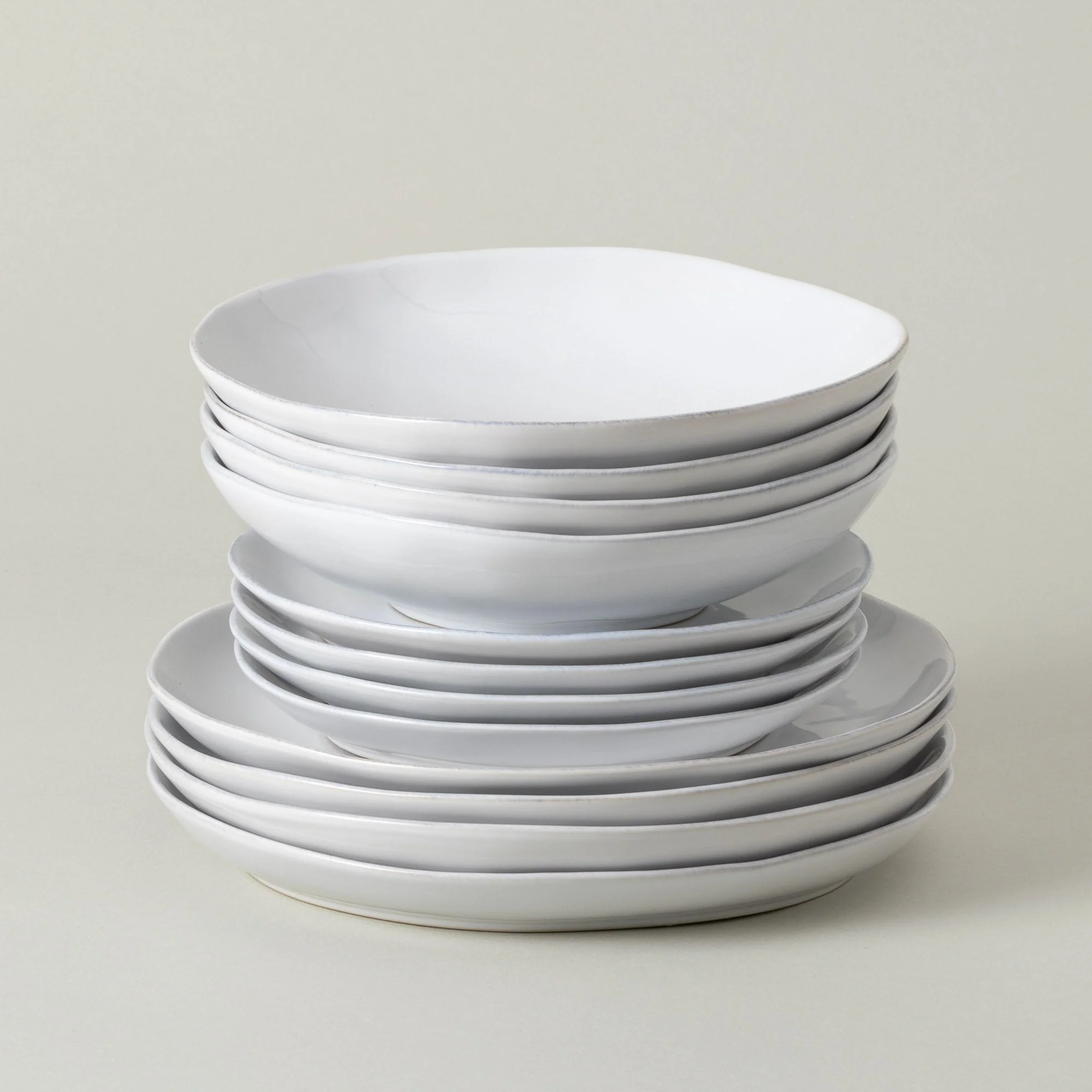 12-Piece Dinnerware Set with Soup/Pasta Bowl Livia