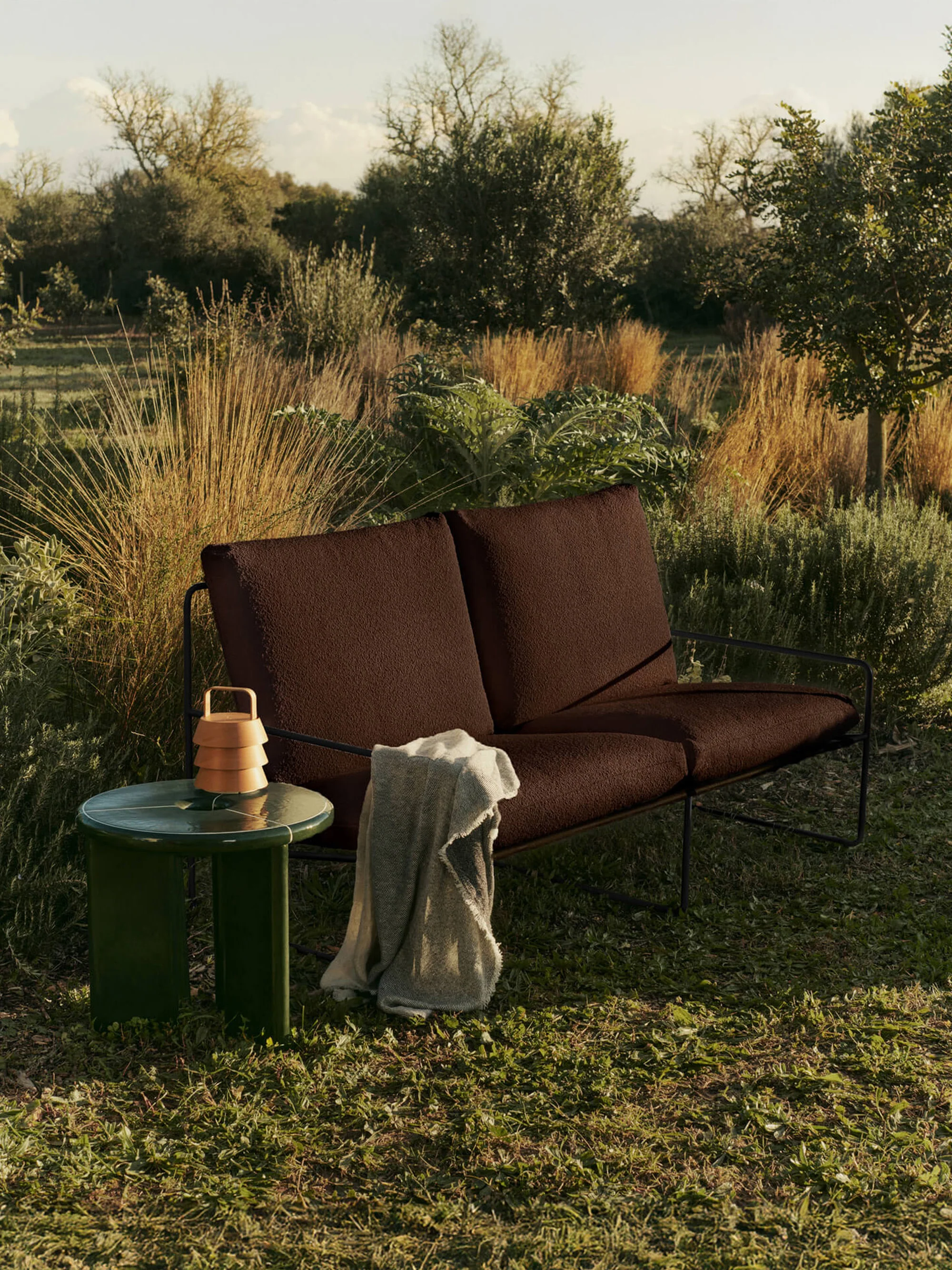 Bouclé-Garten-Sofa Desert (2-Sitzer)