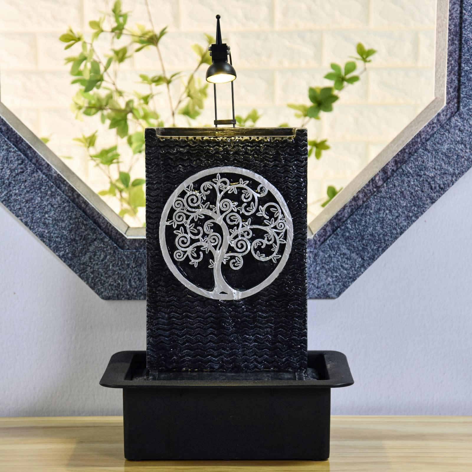 ARBRE DE VIE - Fontaine Mur d'eau Motif Tree of life en résine Noir et Gris - H40 cm