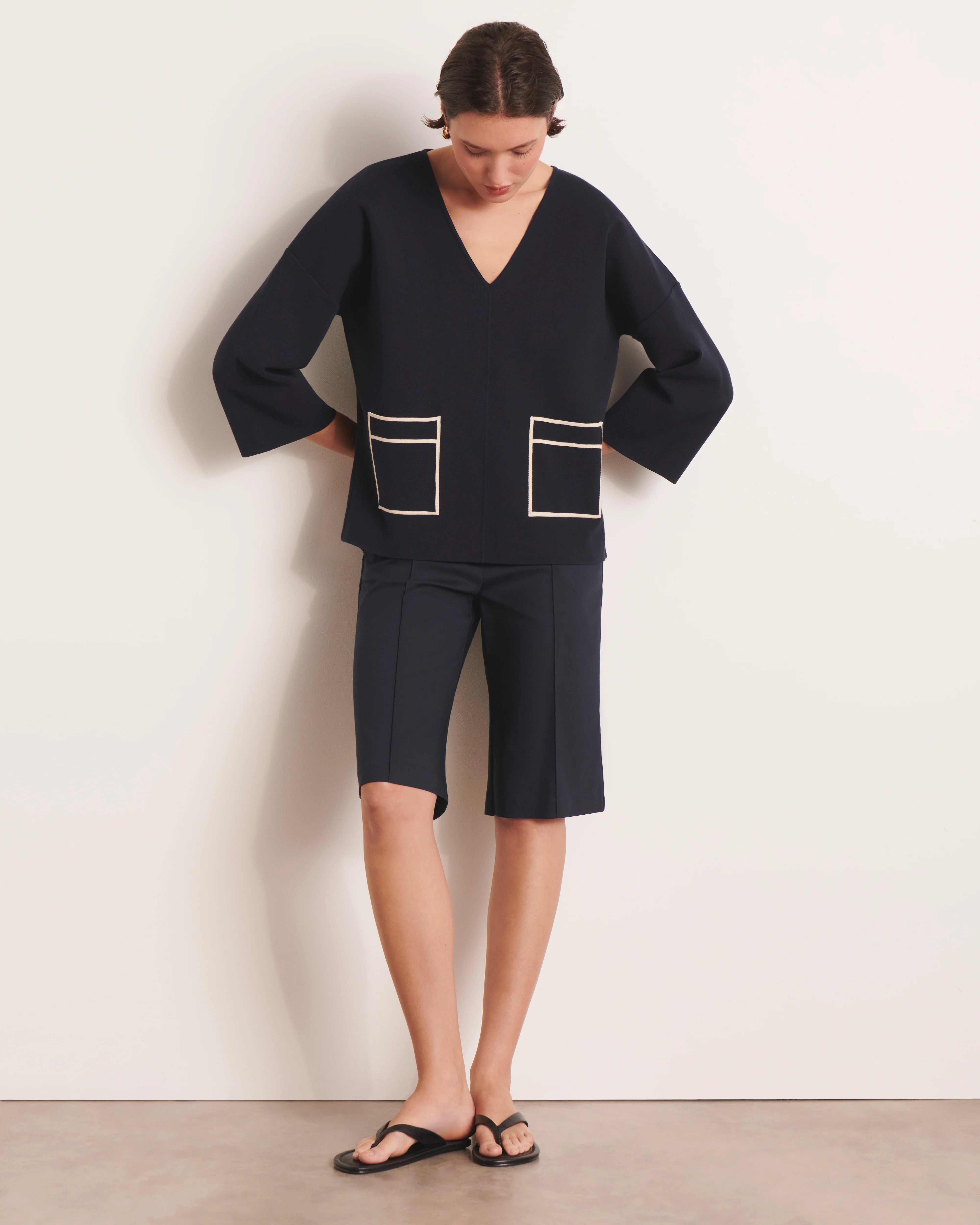 Pull bleu marine encolure V en maille milano ALEXINE13/13066/313