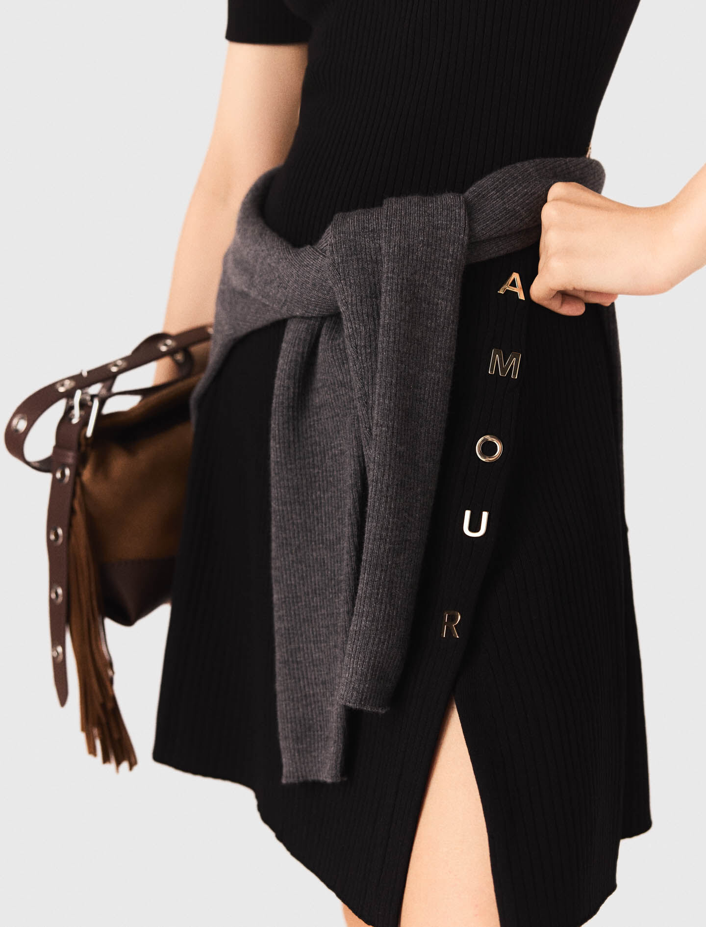 Robe courte en maille avec boutons