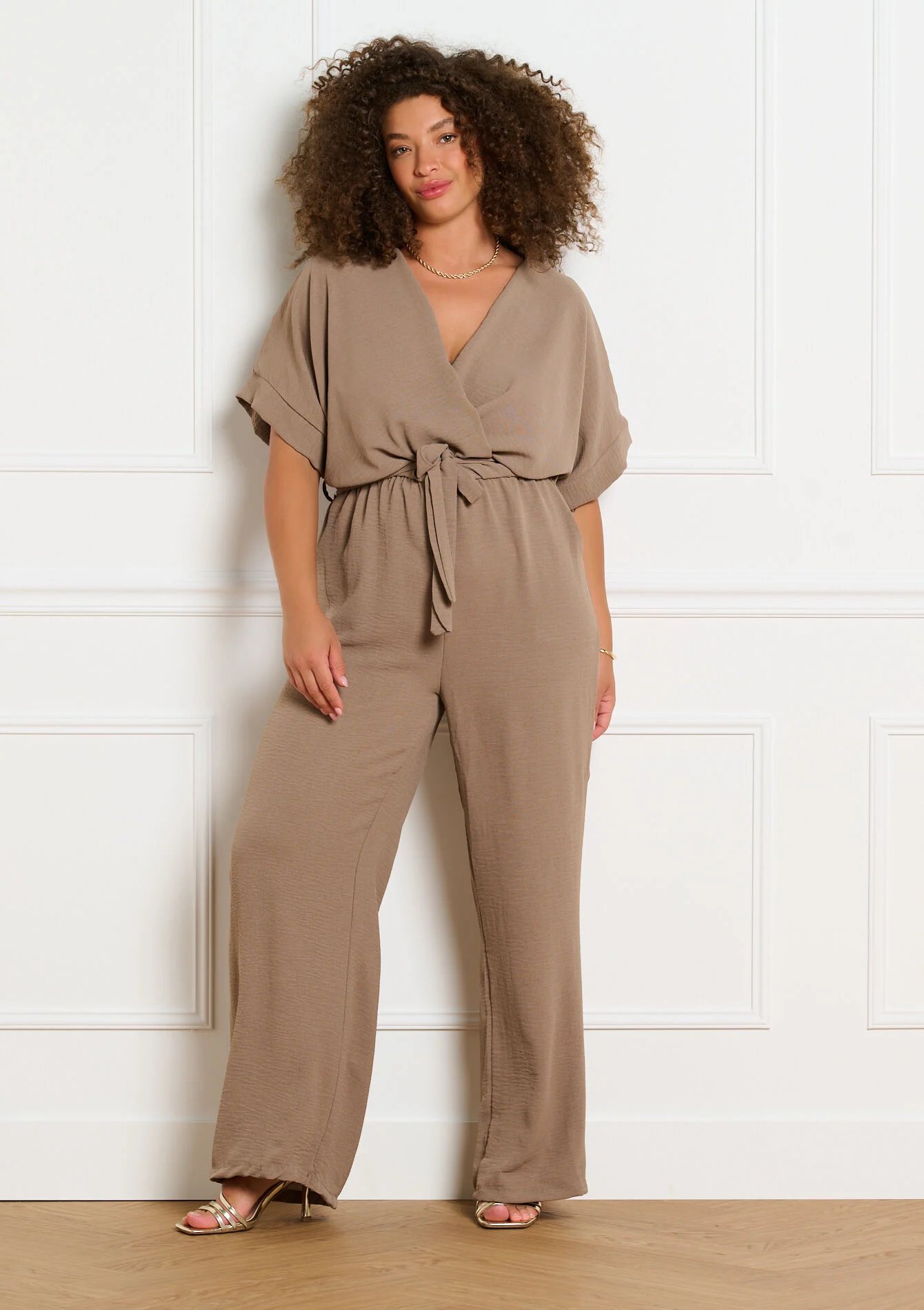 Vloeiende jumpsuit met ceintuur