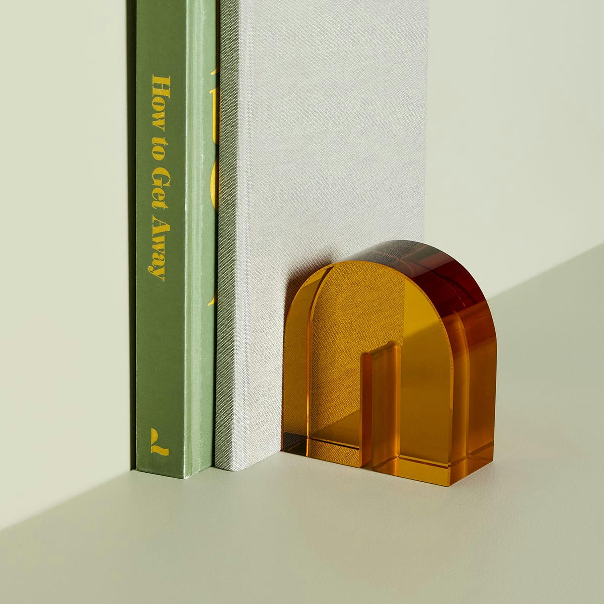 ARCH - Serre-livres en verre ambre
