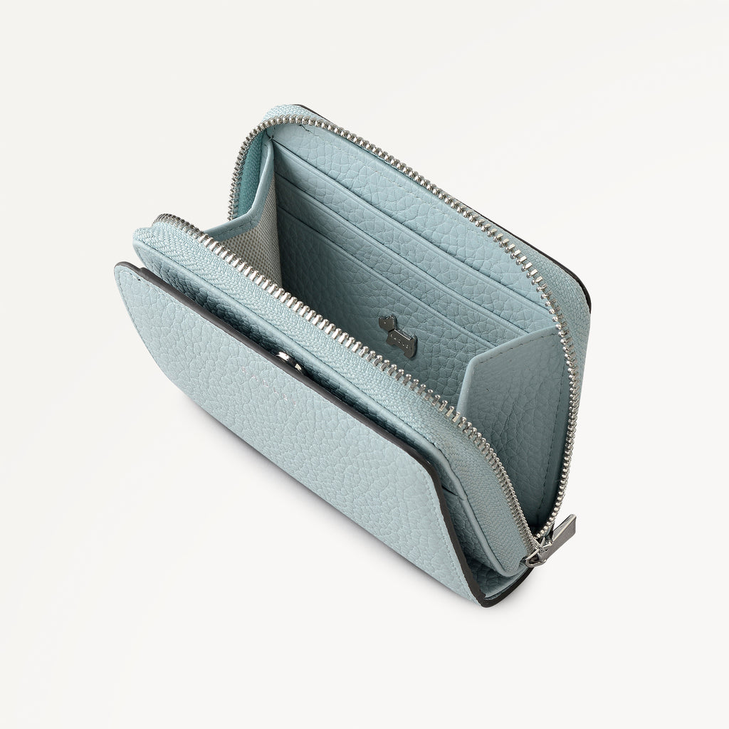 Dukes Place - Medium Zip Around Purse