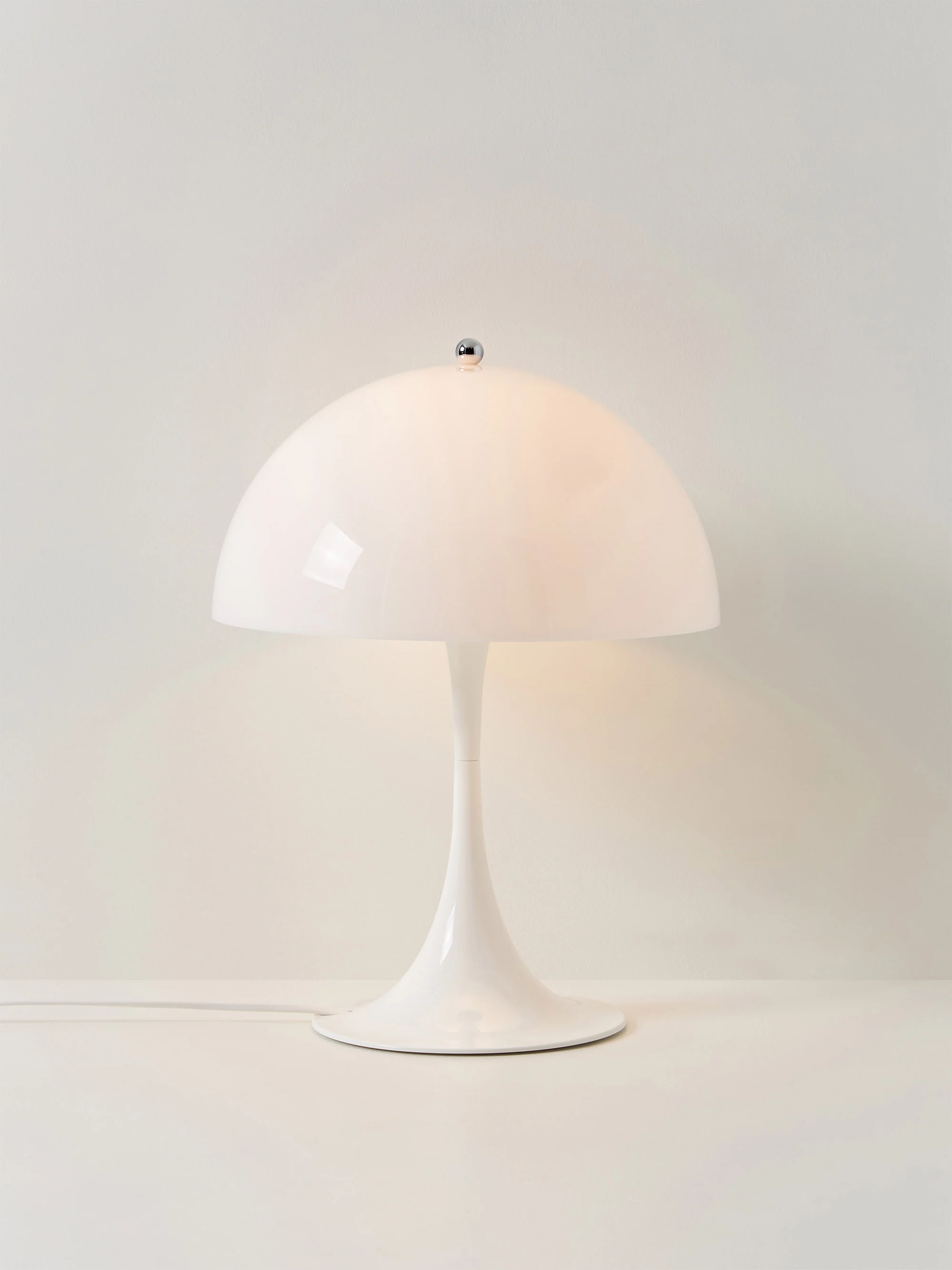 Tischlampe Panthella 320, Design Verner Panton