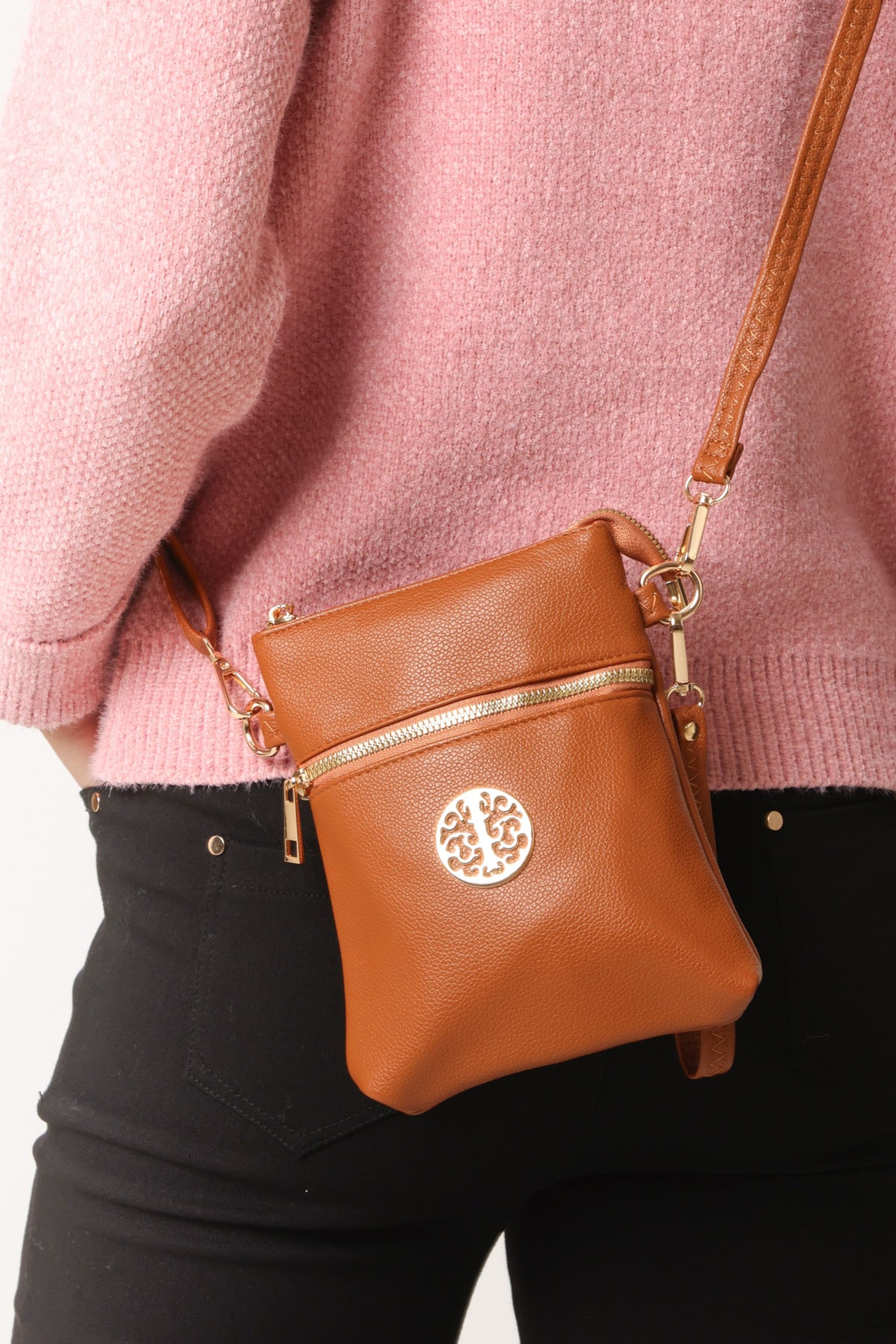 Blue Vanilla Cross Body Pouch Bag