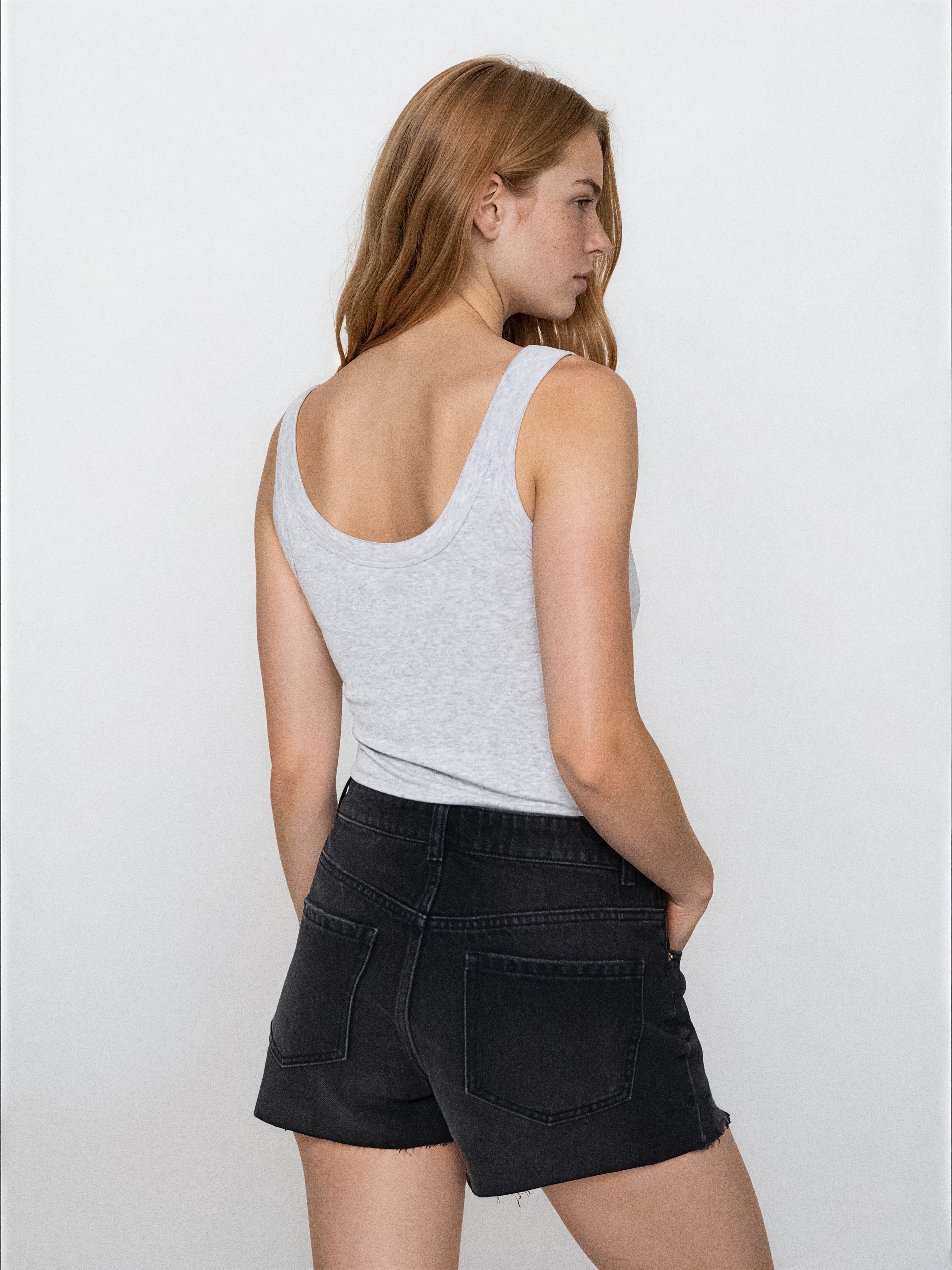 Szorty jeansowe high waist z przetarciami