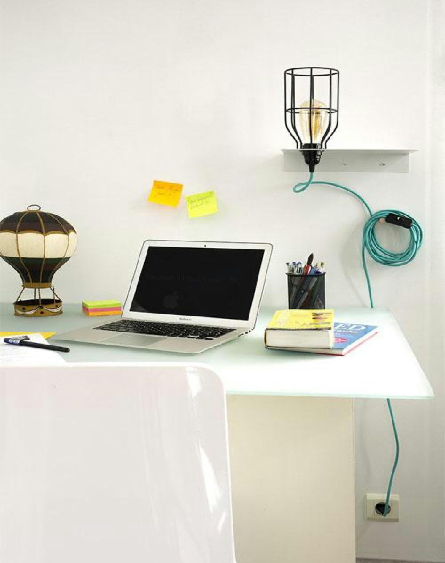 SUPPORT 1 - Applique murale longue en acier blanc