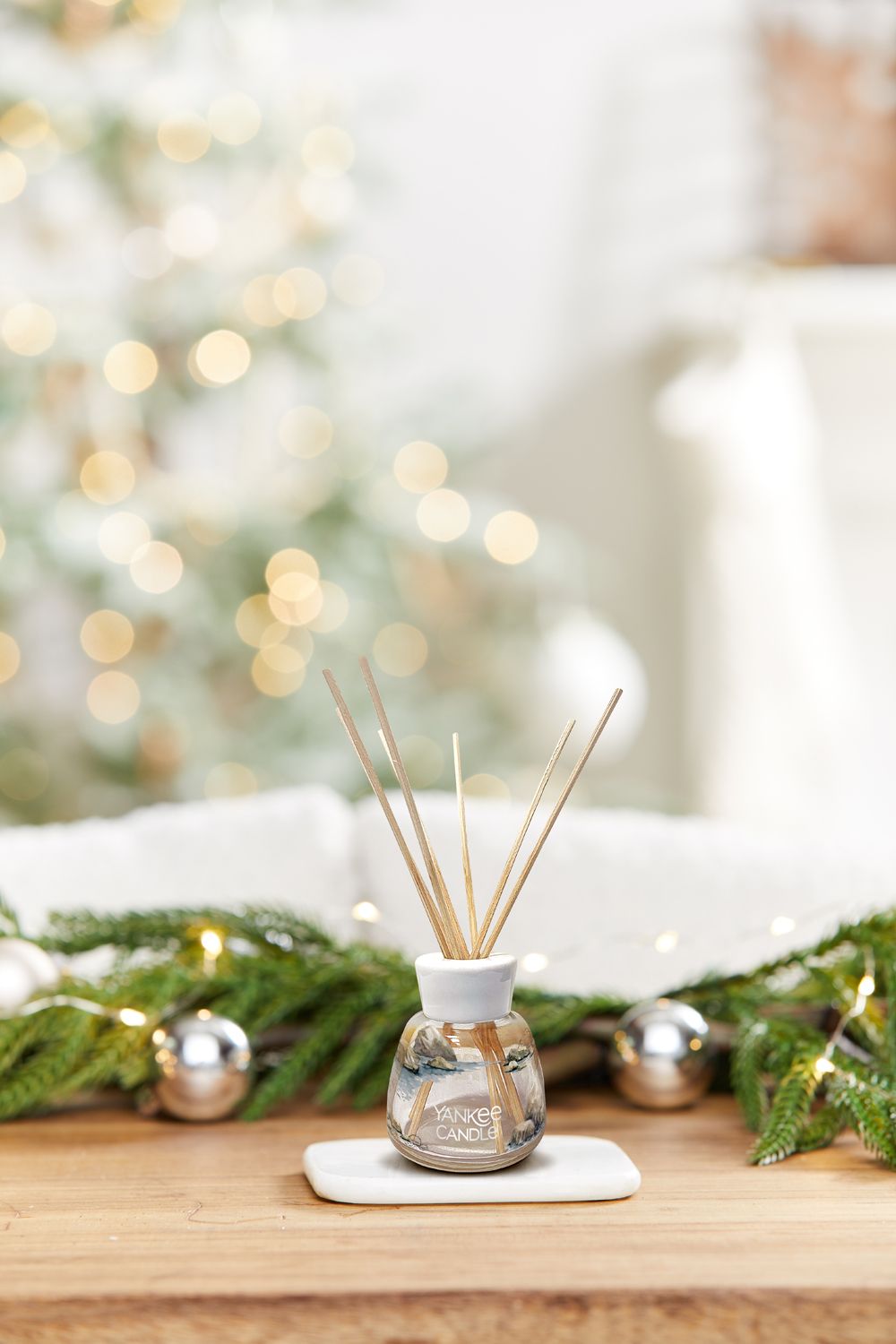 Yankee Candle Amber & Sandlwood Reed Diffuser Refill