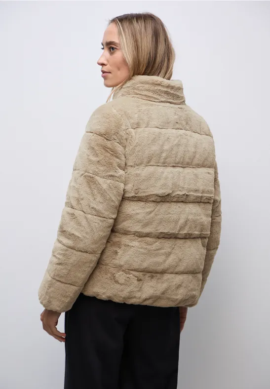Fake Fur Steppjacke