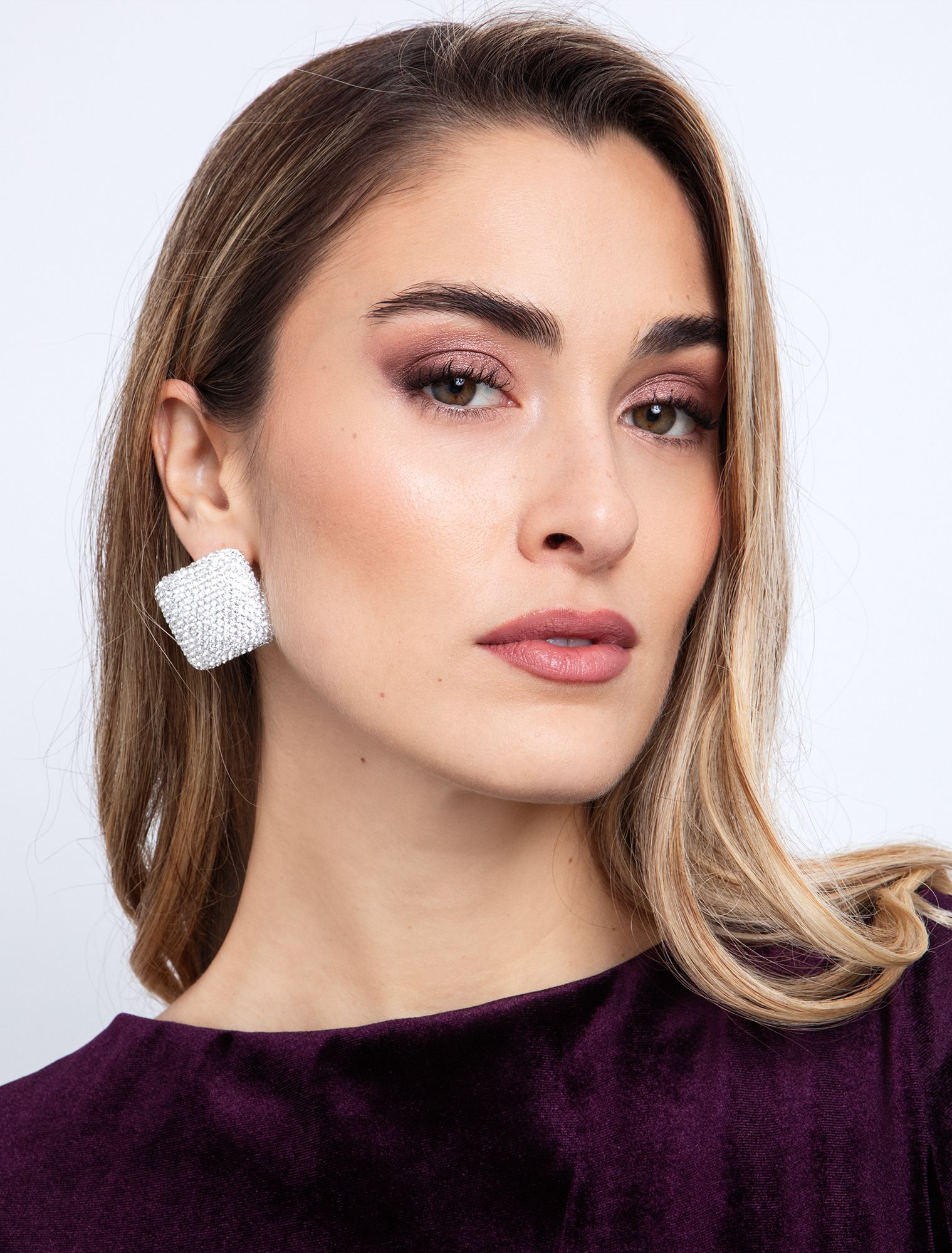 Σκουλαρίκια κουμπιά τετράγωνα