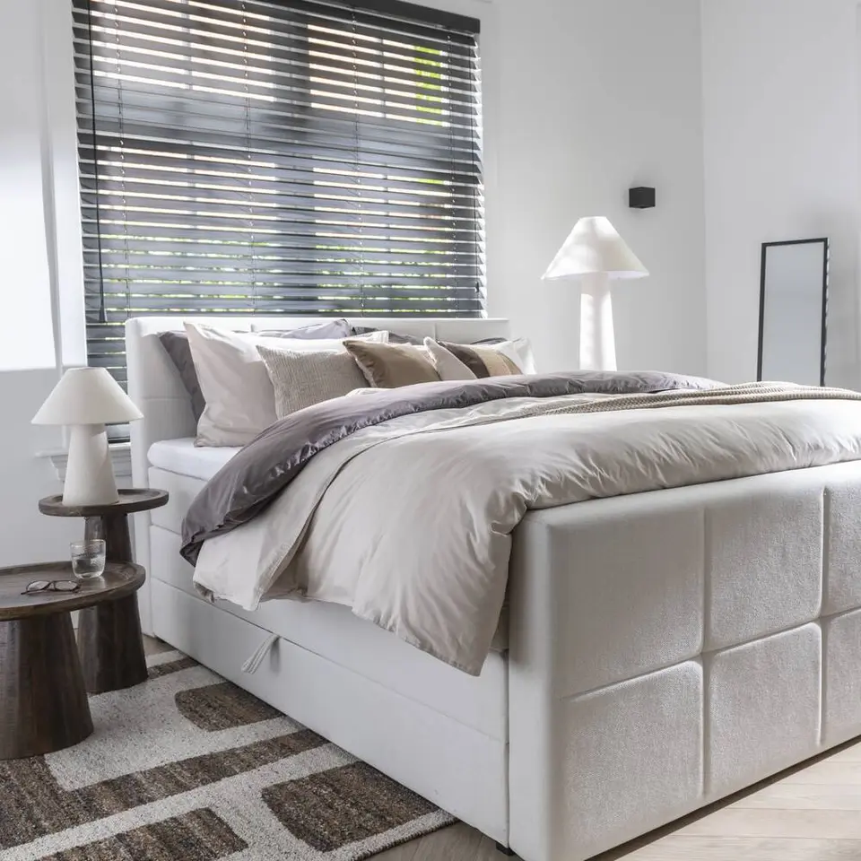 Boxspring met opbergruimte en voetbord Liv geblokt - ecru - 120x200cm