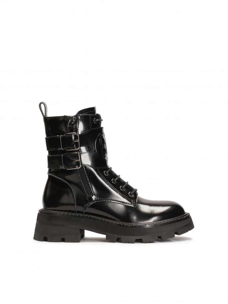 Women's leather boots in military style