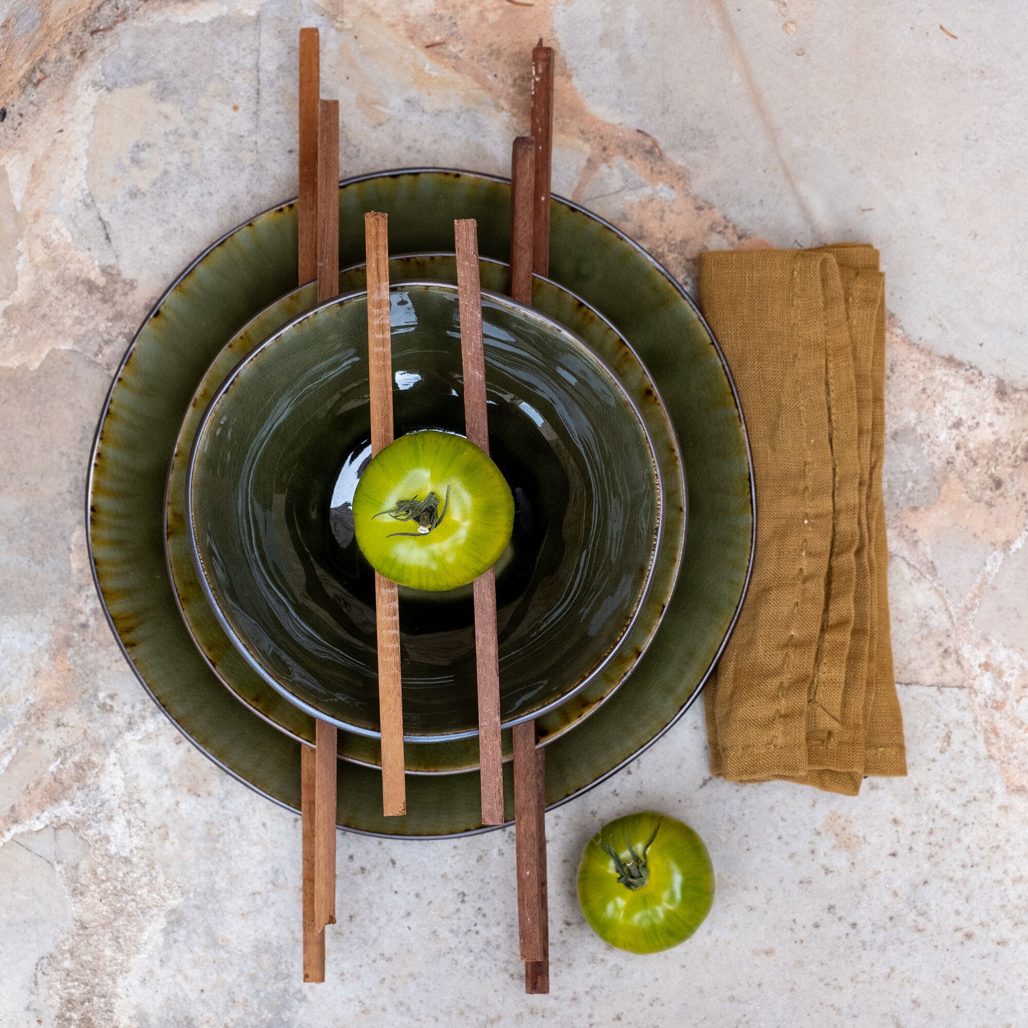 JASPE - Assiette à dessert en grès D20,5cm - vert avocado