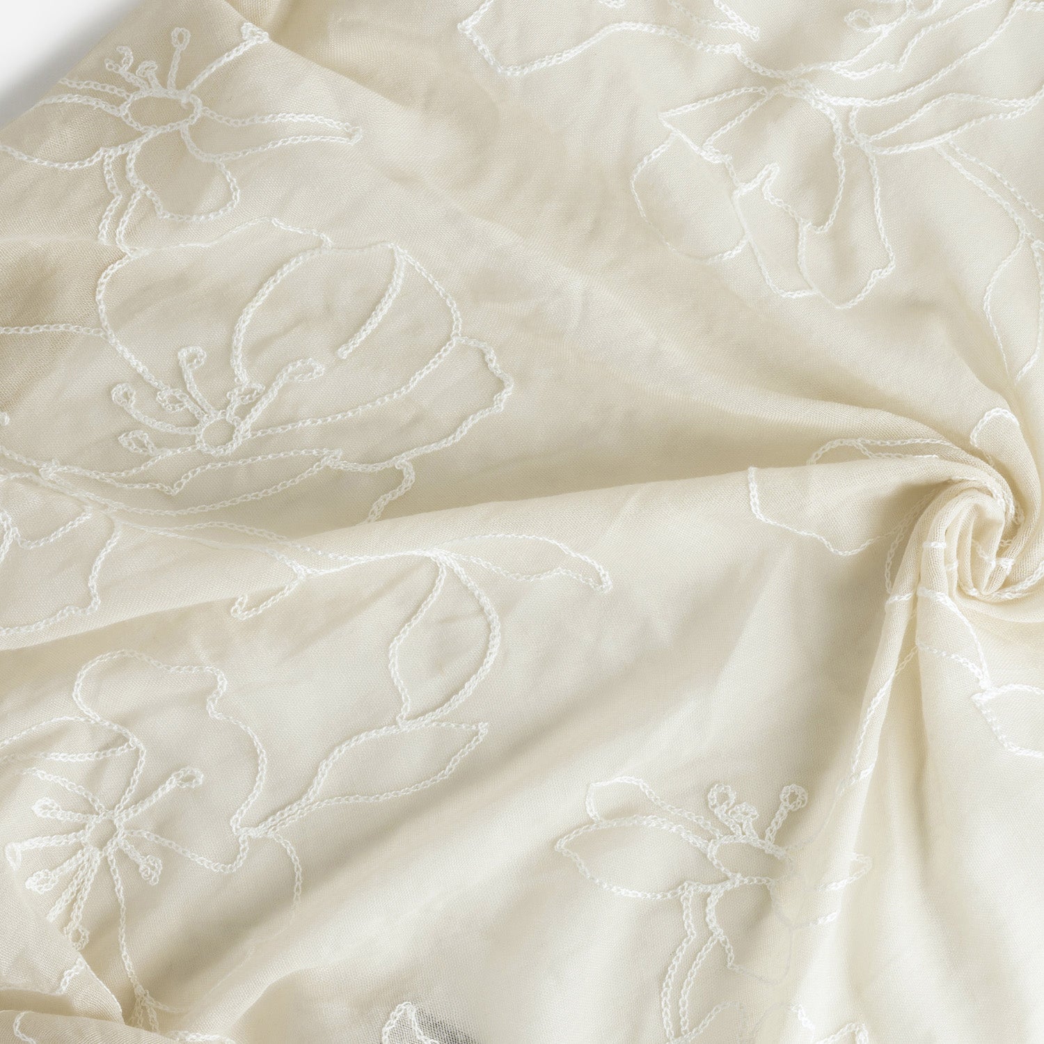 Foulard beige broderies maxi fleurs