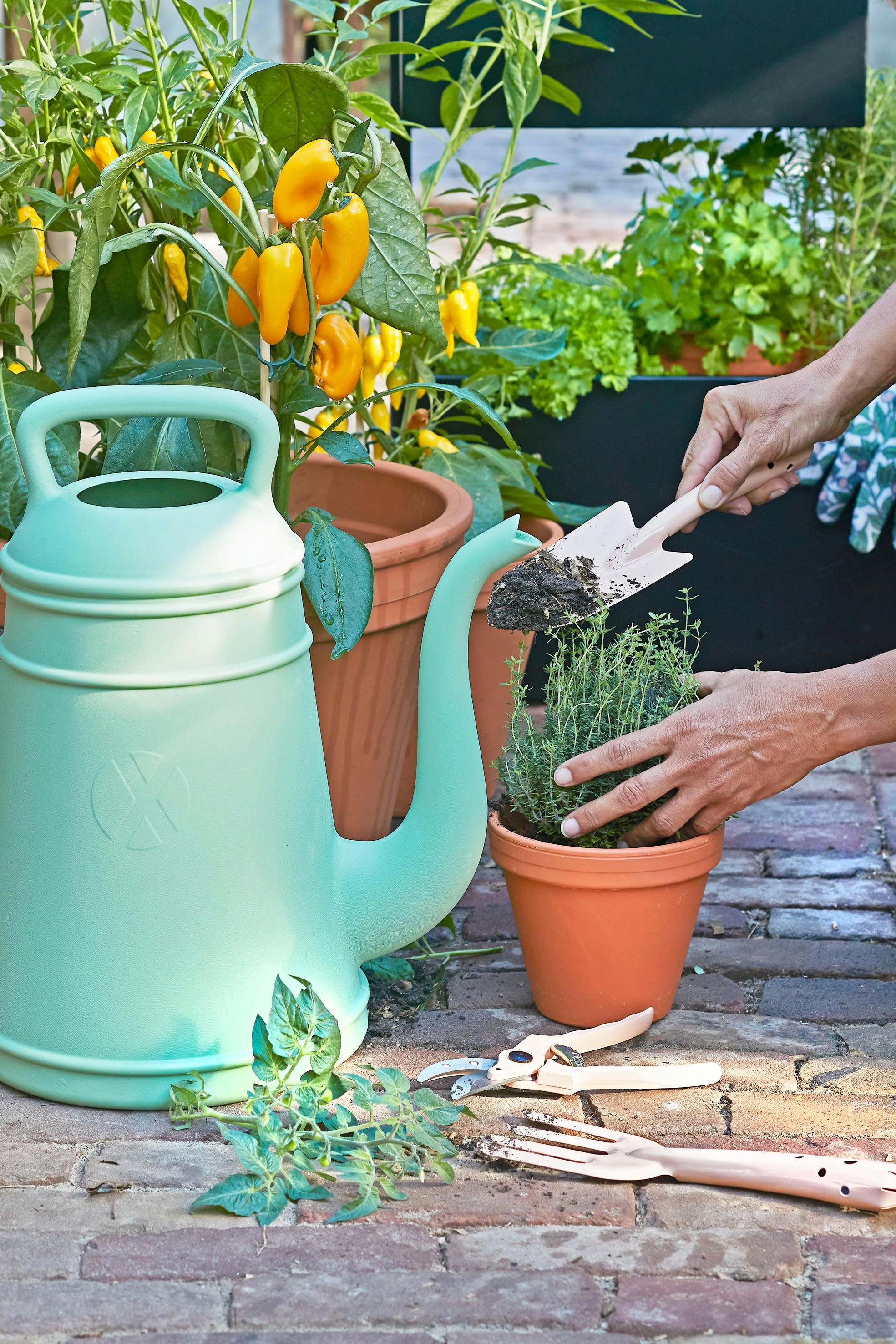 - Set de 3 outils de jardin en métal rose