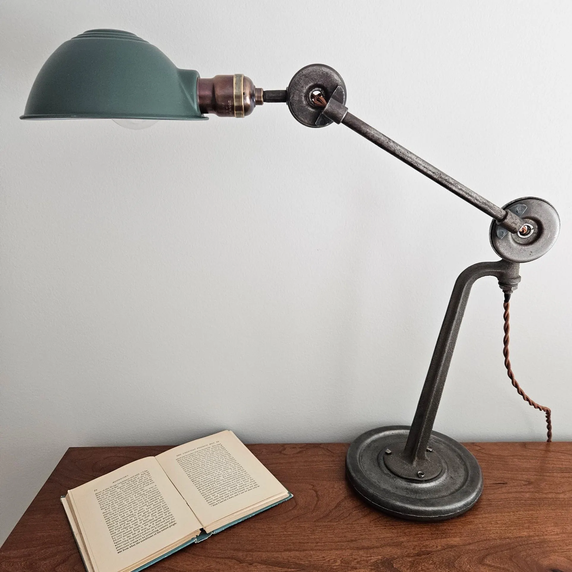 Vintage Edon Industrial Desk Lamp. Industrial Lighting