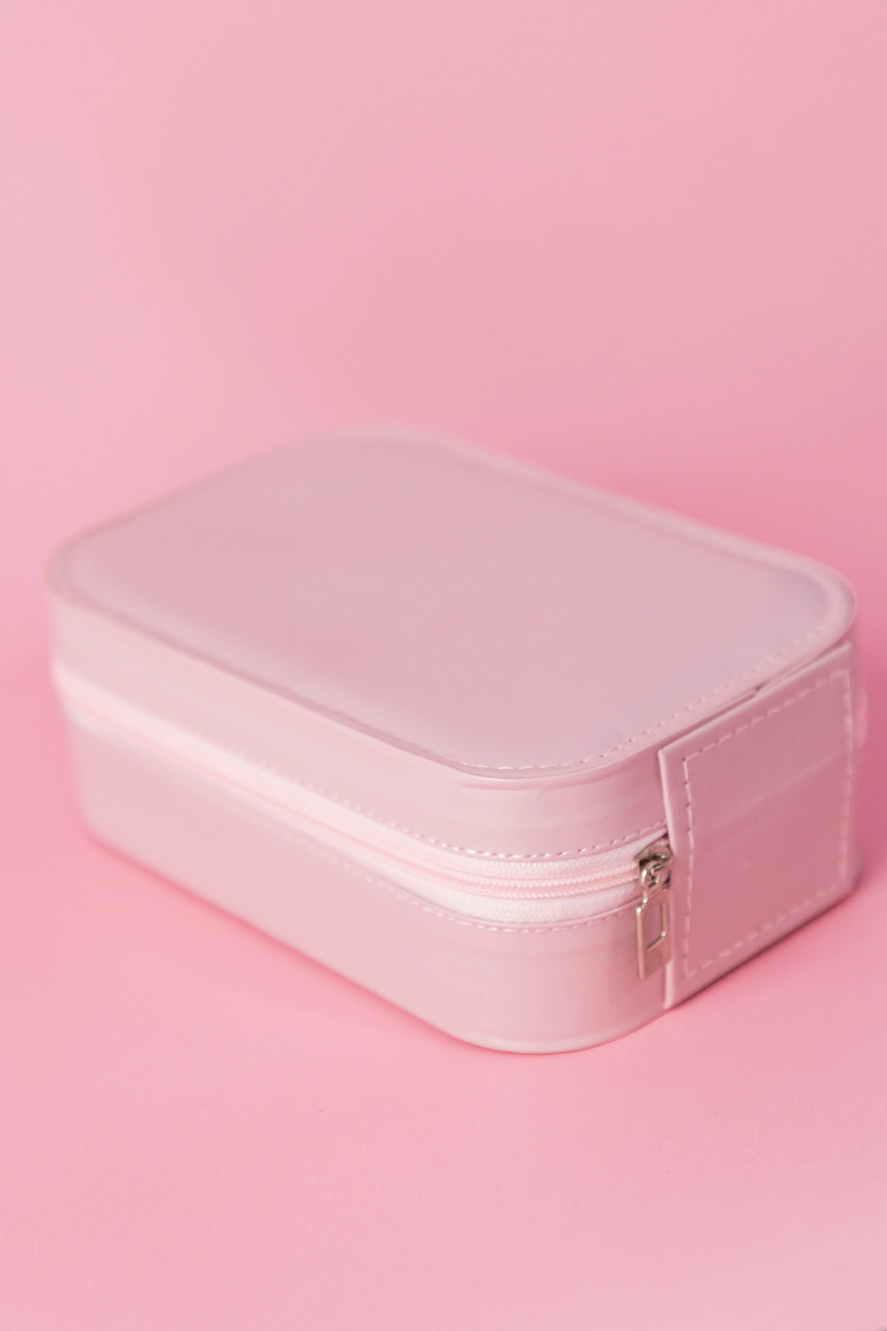 Travel Case with LED Mirror in Pink
