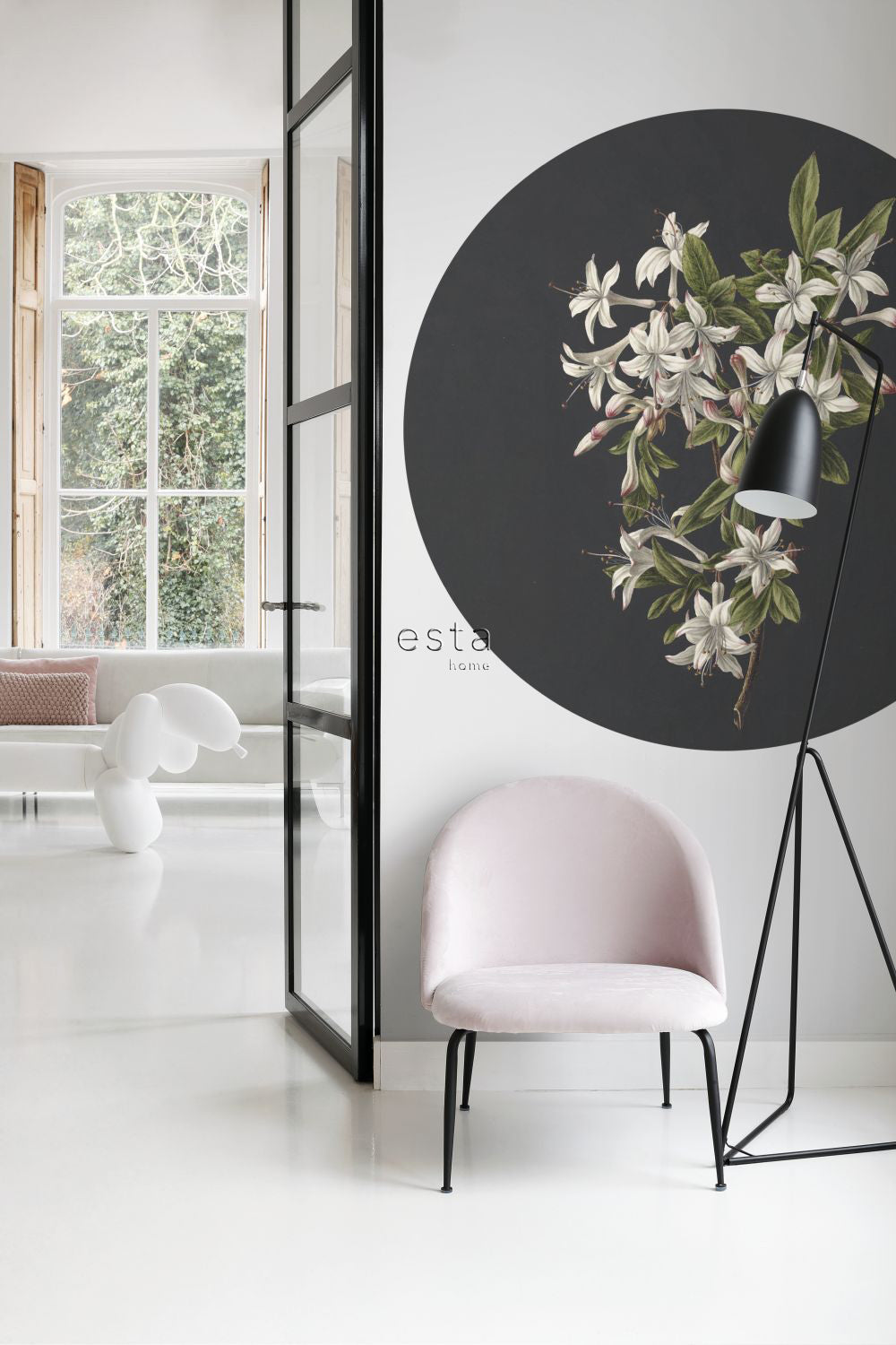 ESTAhome zelfklevende behangcirkel bloesemtak licht roze en zwart - Ø 140 cm - 159016