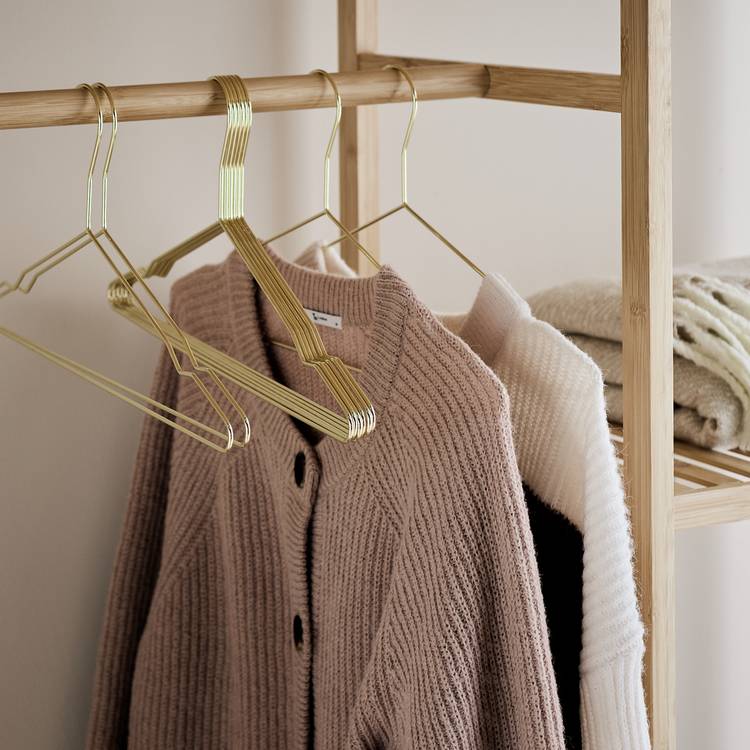 Habitat Pack of 10 Hangers - Golden