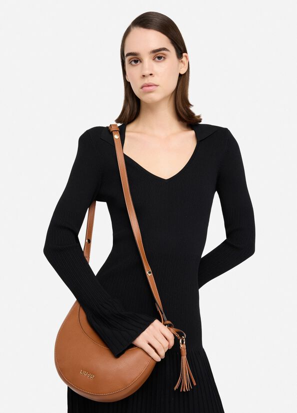 Borsa a spalla media con charm