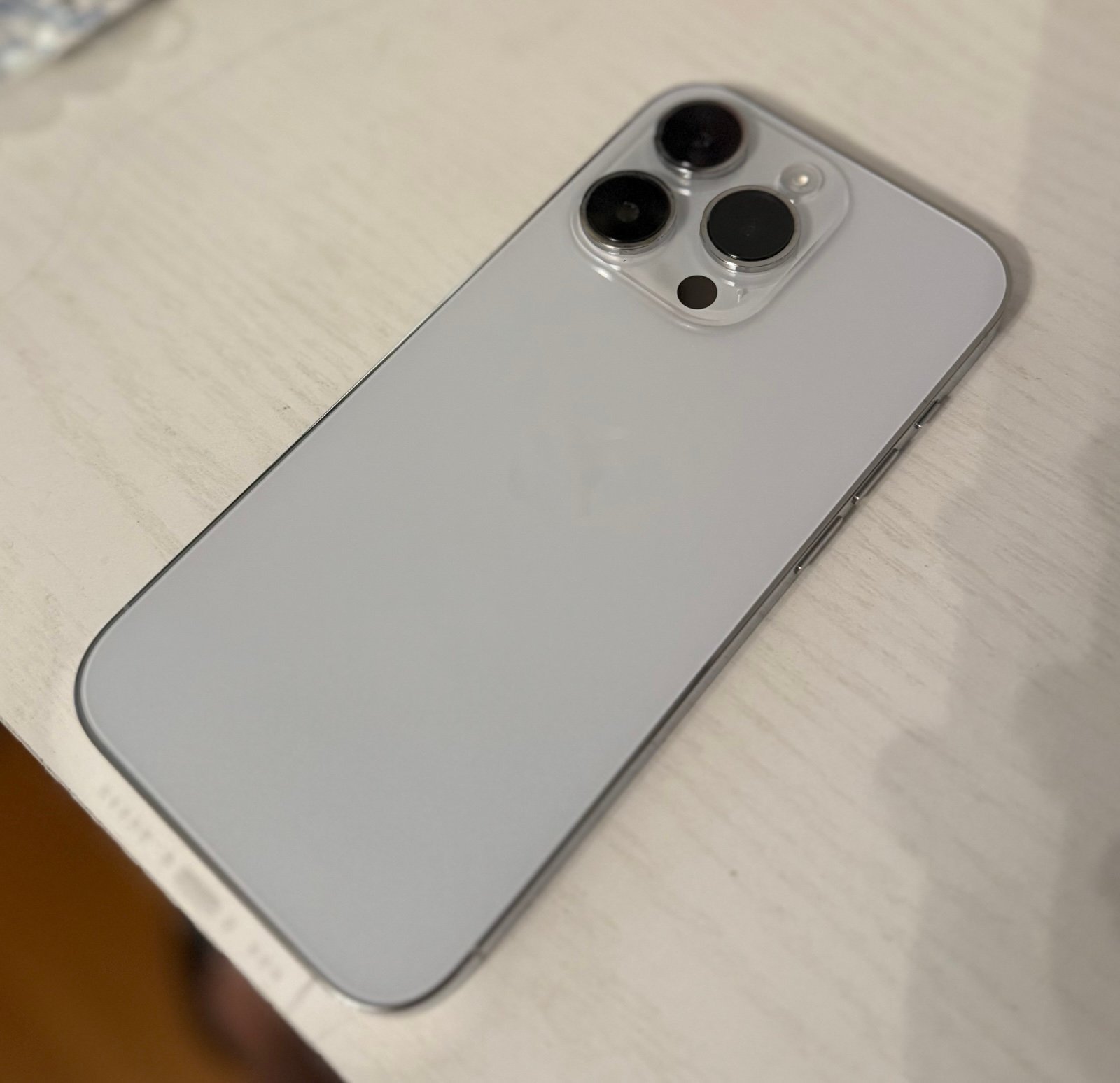 Apple IPhone 14 Pro 128 GB White Unlocked