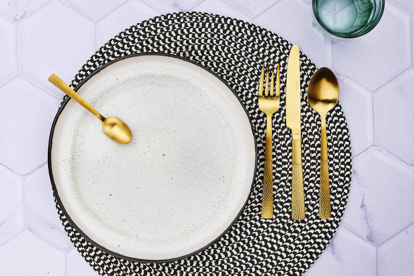 NUDE - Lot de 24 couverts de table en inox or