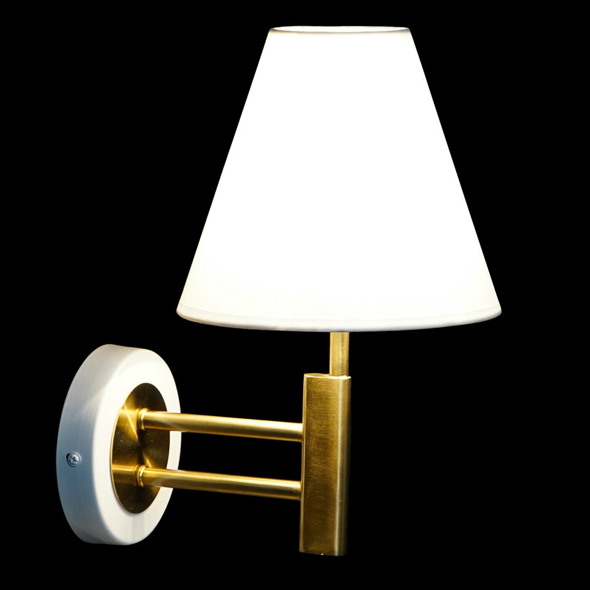 - Applique murale métal doré et abat-jour blanc 19x25x30cm