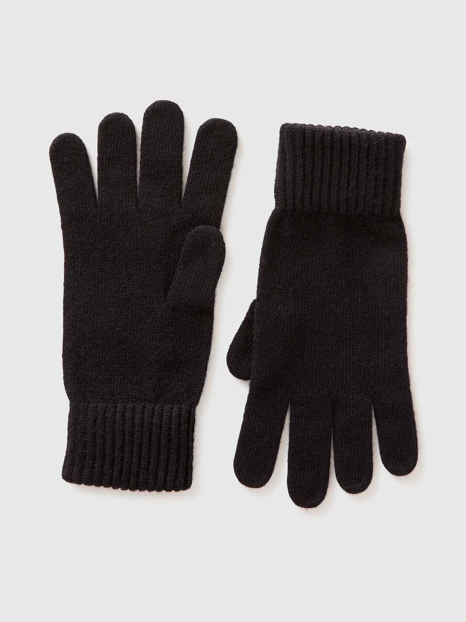 Gloves in pure virgin wool