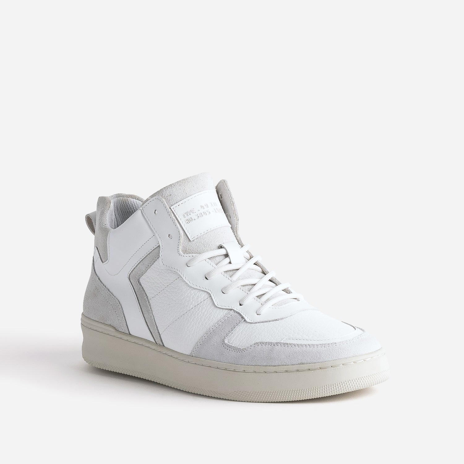 Basket montante blanche et grise en cuir