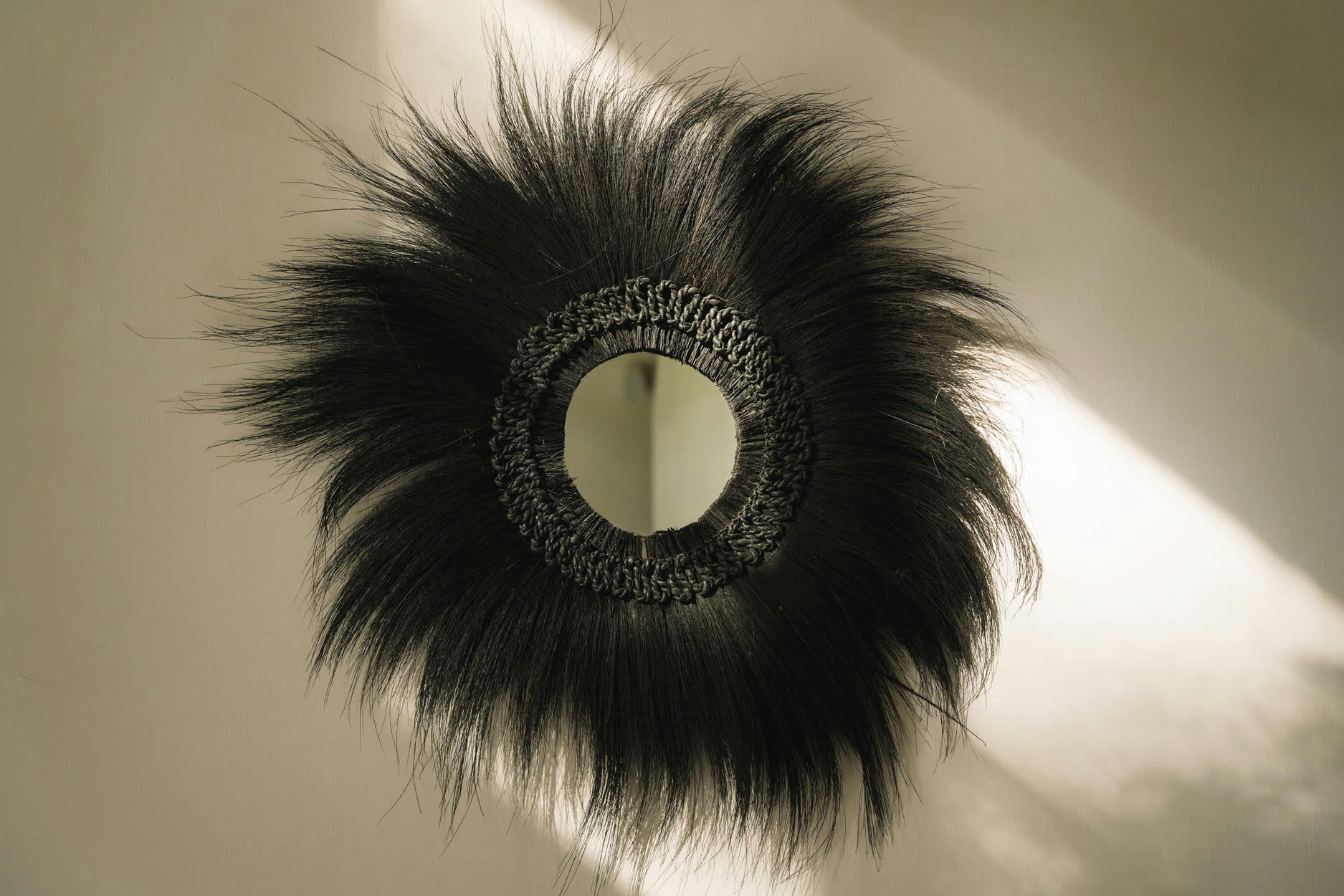 SIMBA - Miroir en herbe noir D100