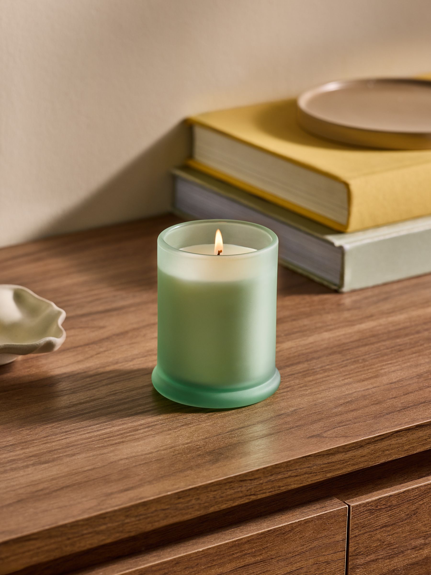 Fragranced Candle in Citrus and Patchouli