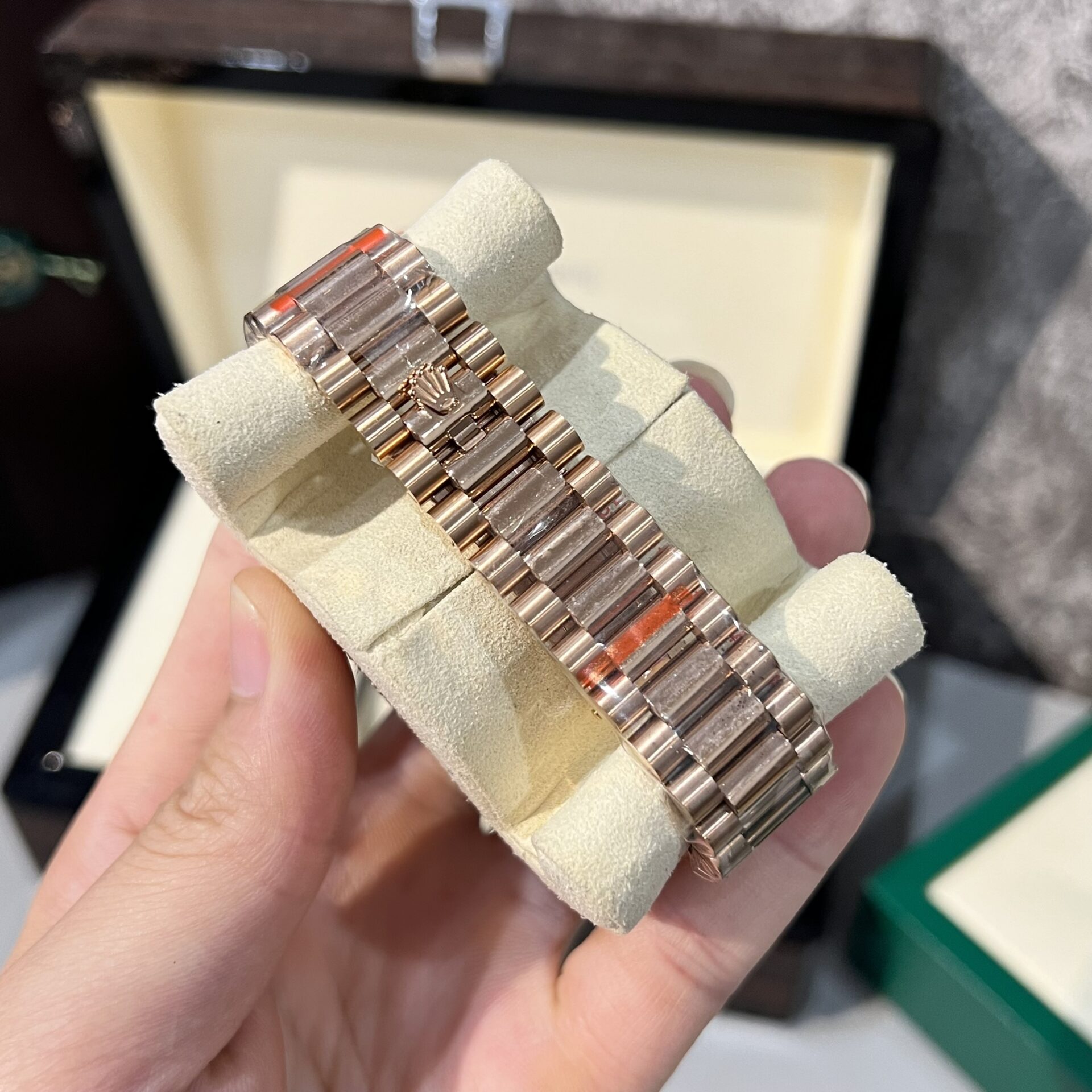 Rolex Day-Date 228235 RG Plated Chocolate Dial With Diamonds 40mm Super Clone