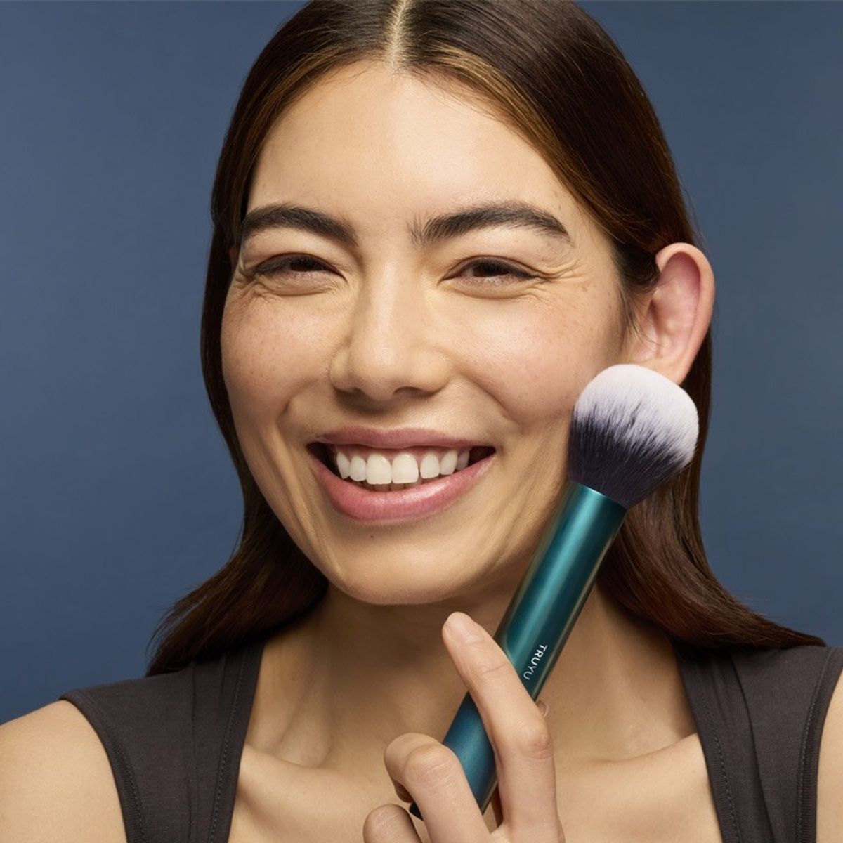 TRUYU Powder Brush
