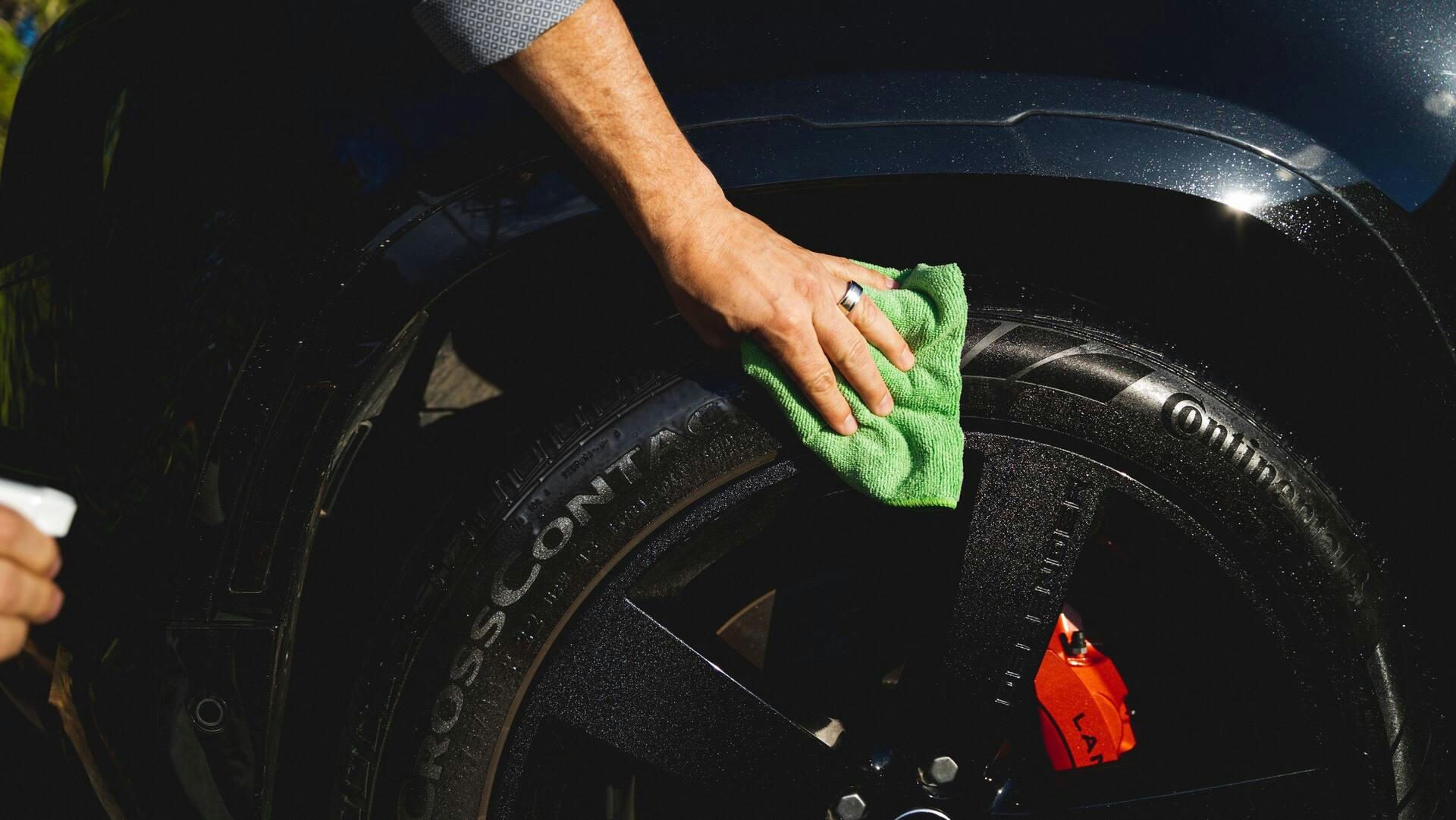 Sans-Zo Car Tire Shine Spray, 710-mL