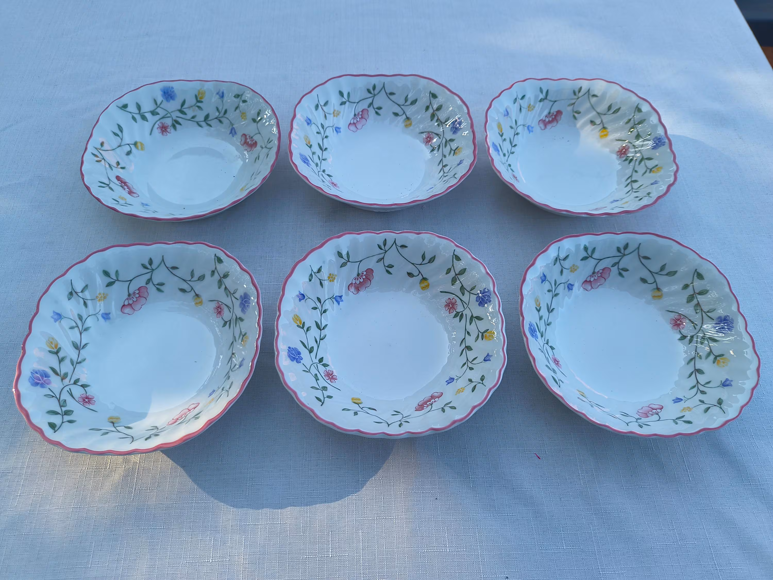 Set of 6 Johnson Brothers 'Summer Chintz' Square Cereal Bowls