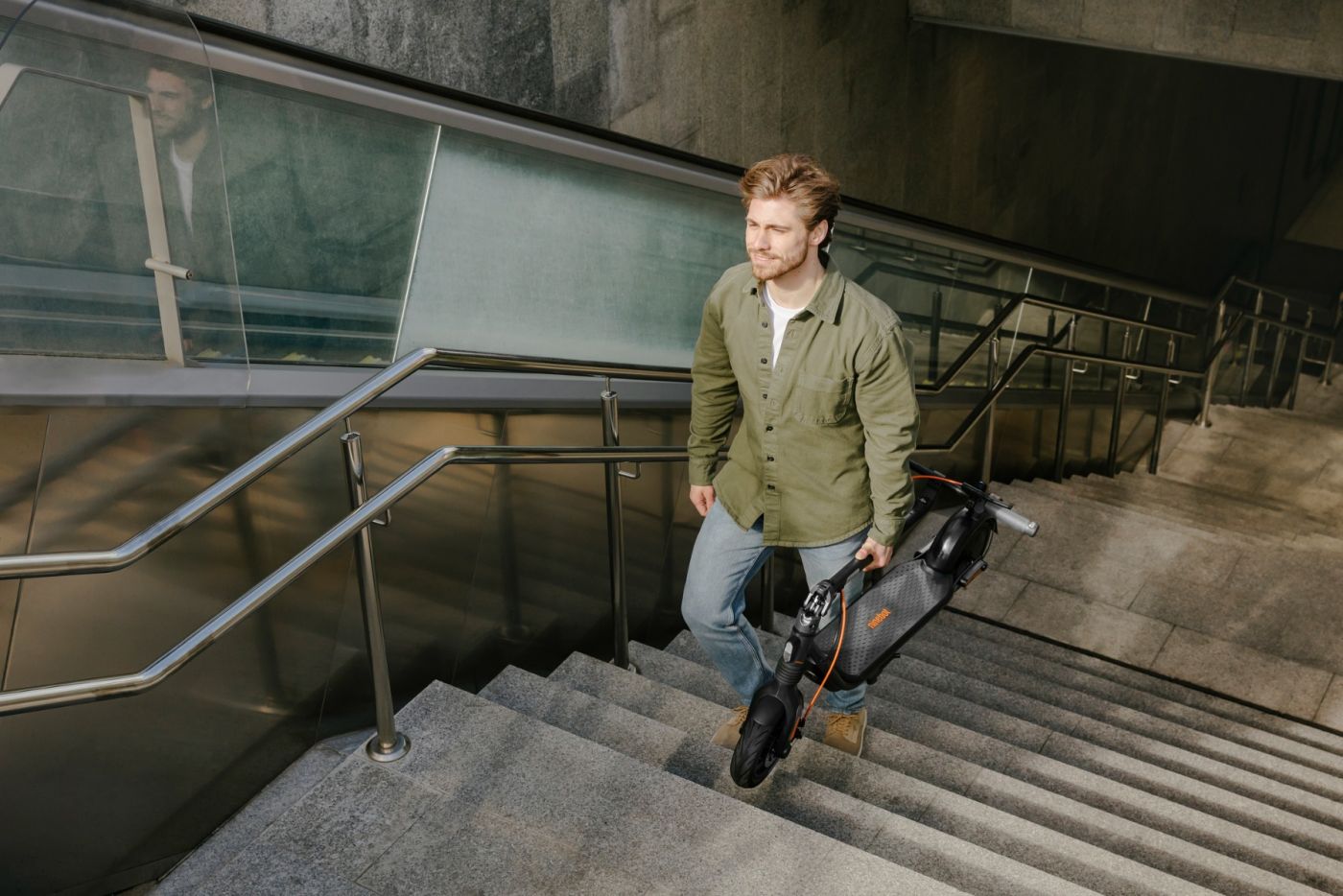 Ninebot KickScooter F2 Plus E Powered by Segway