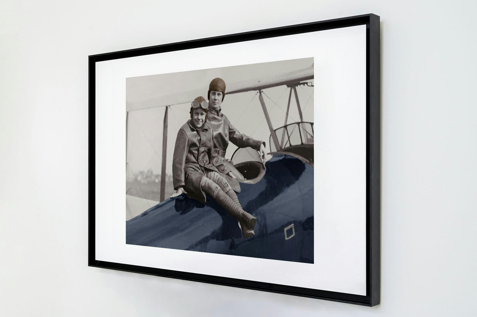 KELEPOQ COULEUR - Photo ancienne couleur avion n°04 cadre noir 30x45cm