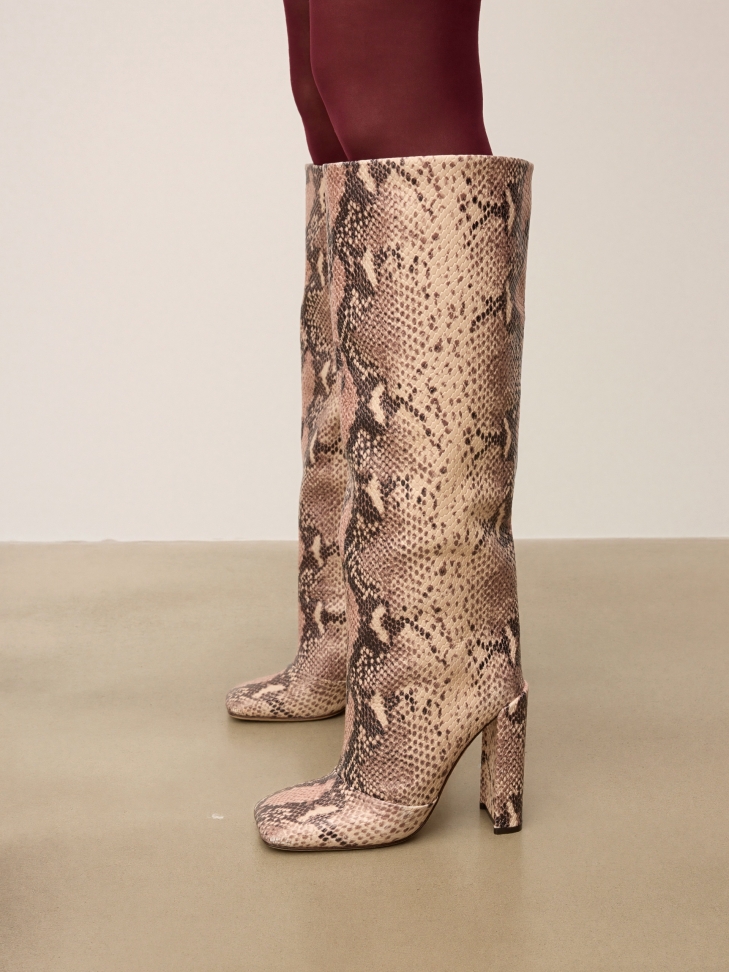 Embossed leather boots on a post with a square nose