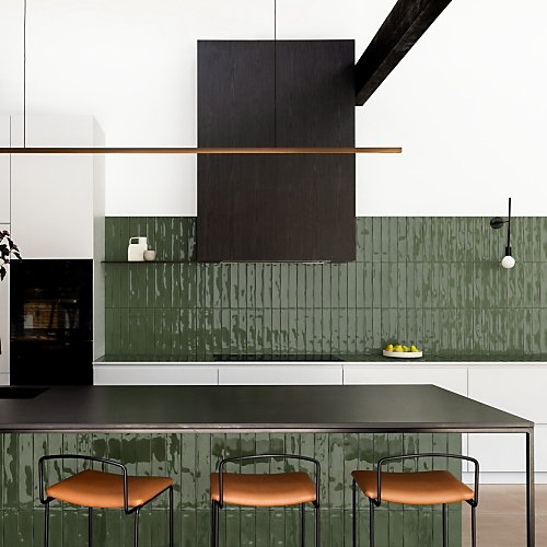 Carrelage Effet Zellige Vert Olive LUZ Oliva 5,3x30cm - Les Carreaux de Jean