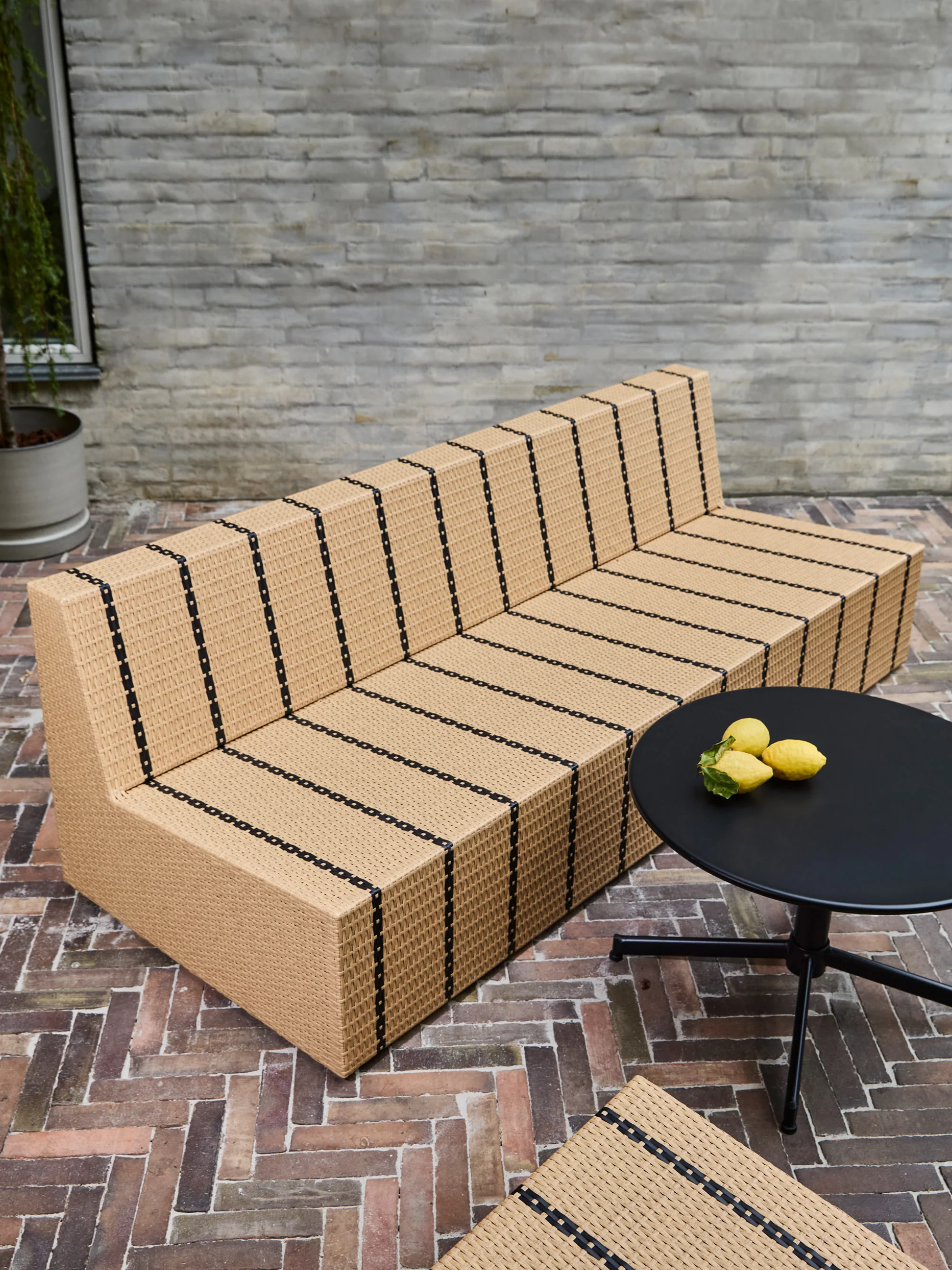 Handgefertigtes Garten-Loungesofa Hoop