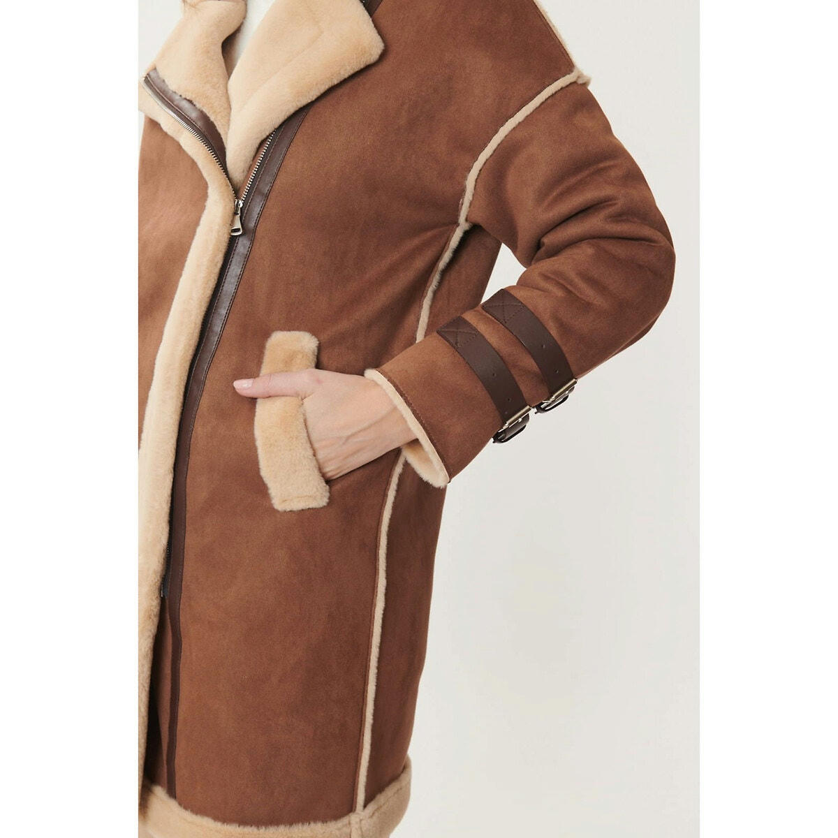 Manteau Cila imitation fourrure retournée