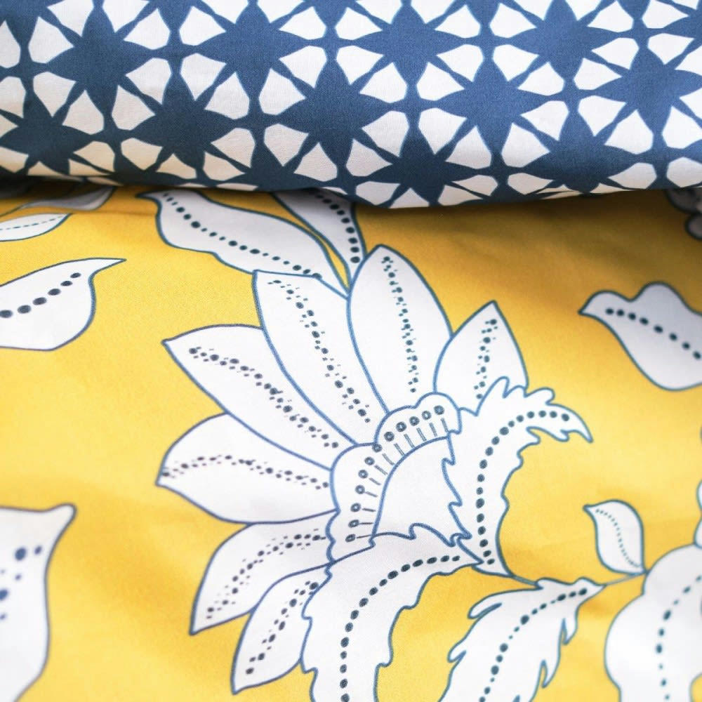 - Parure de couette 100% coton 57 fils imprimée 240x220 2 taies