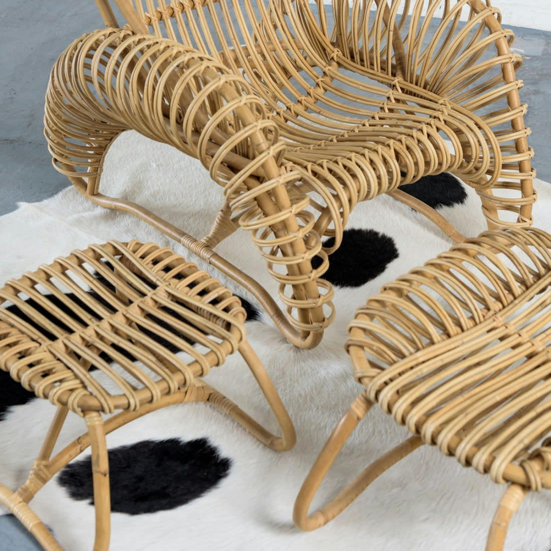 BOUCLE - Pouf en rotin PM