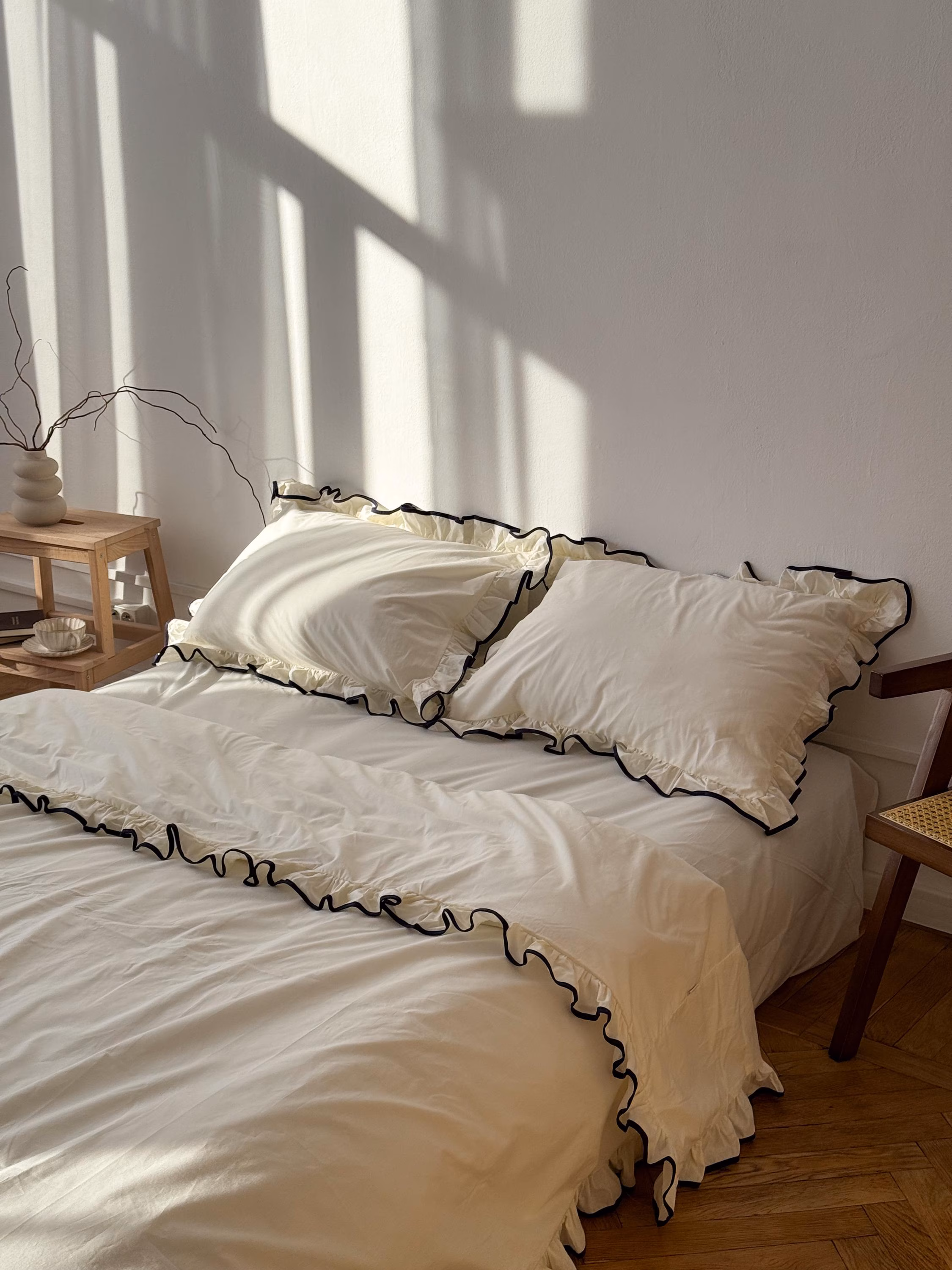 Ivory Cotton Bedding Set With Ruffles Navy Blue Trim Duvet Cover