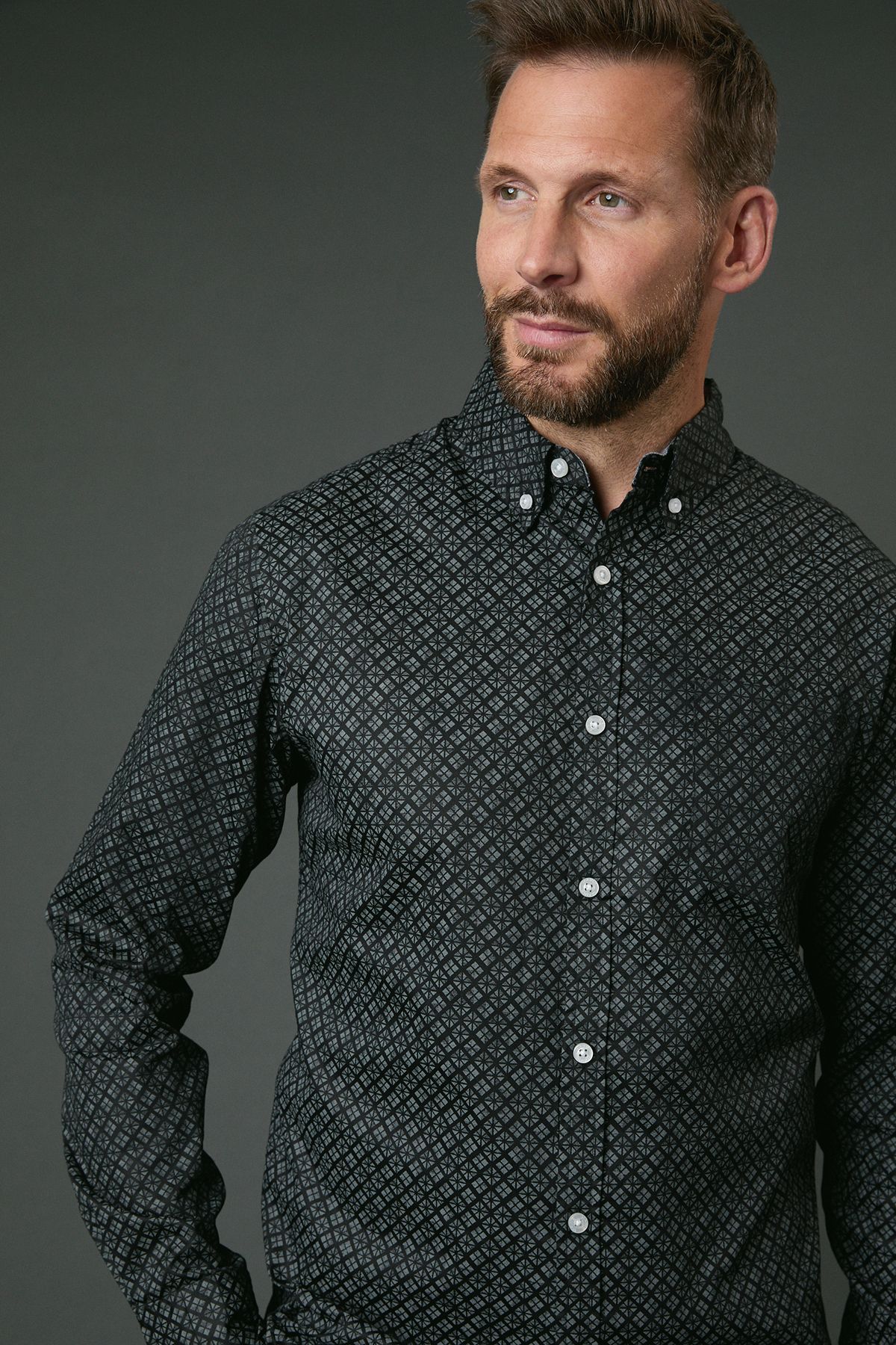 Maine Black Geometric Print Long Sleeve Shirt